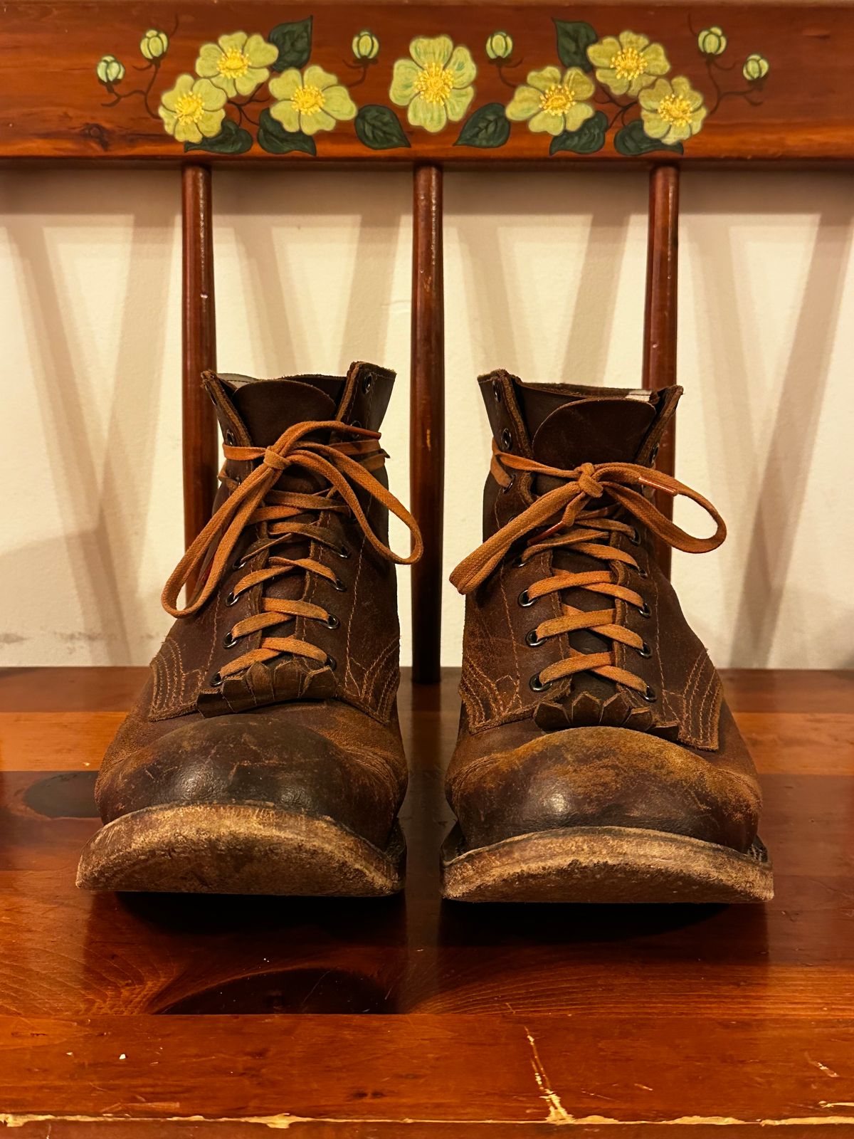 Photo by KeganThunder on March 6, 2025 of the Nicks MTO in Horween Tan Waxed Flesh.