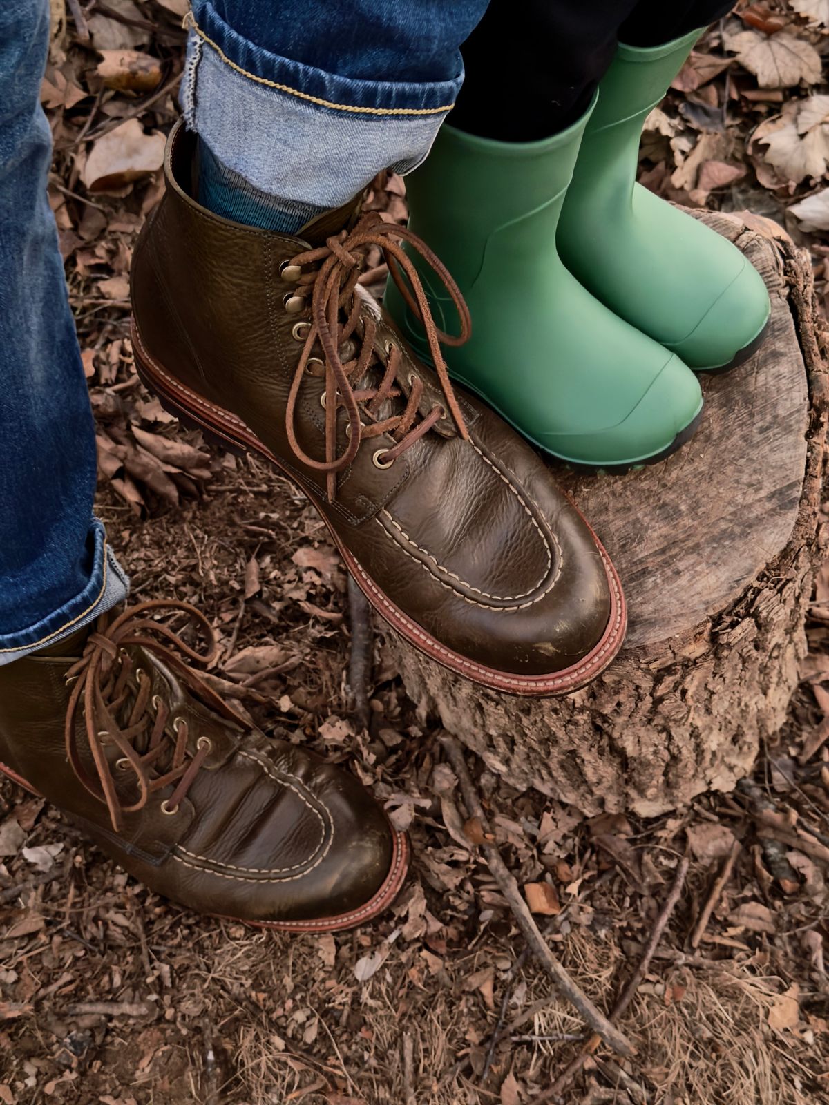 Photo by EarthToneDaddy on December 26, 2025 of the Grant Stone Brass Boot in Badalassi Carlo Oliva Minerva Box.