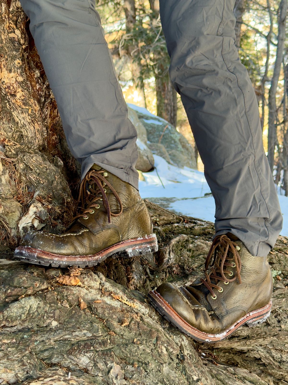 Photo by EarthToneDaddy on January 19, 2026 of the Grant Stone Brass Boot in Badalassi Carlo Oliva Minerva Box.