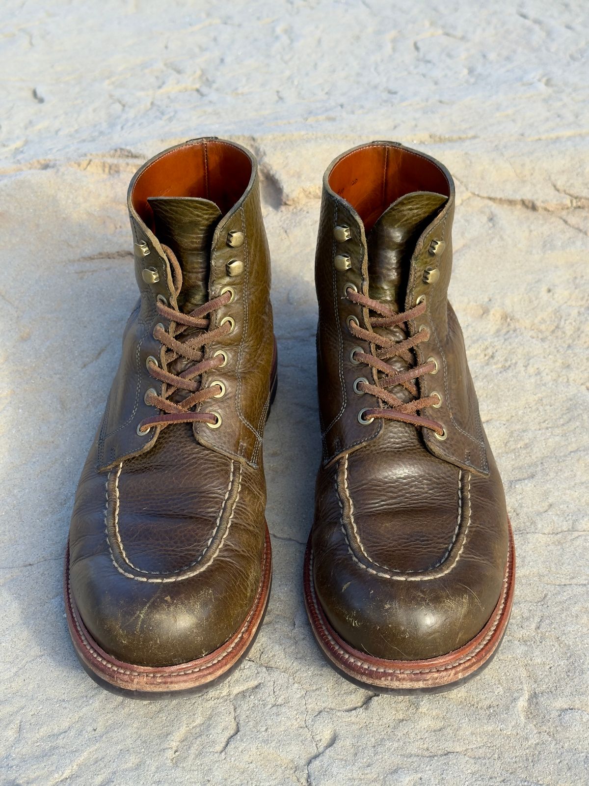 Photo by EarthToneDaddy on February 1, 2026 of the Grant Stone Brass Boot in Badalassi Carlo Oliva Minerva Box.