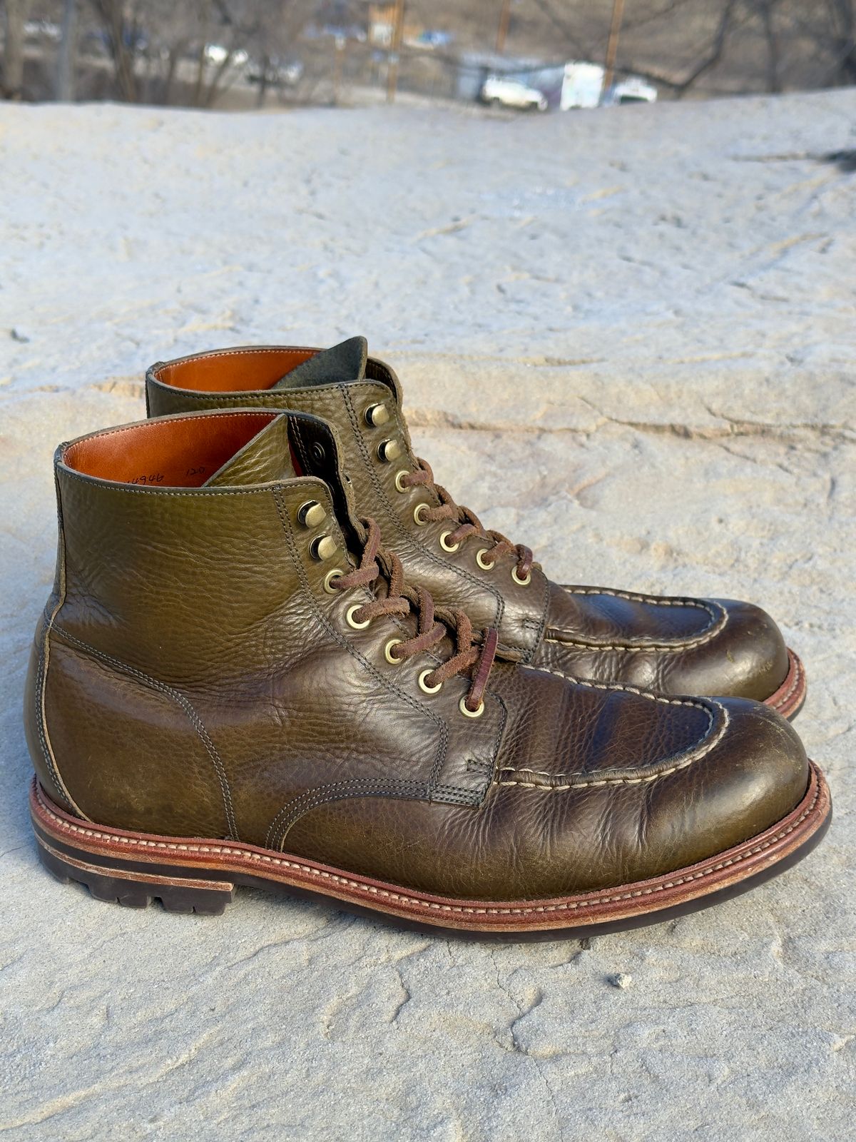 Photo by EarthToneDaddy on February 1, 2026 of the Grant Stone Brass Boot in Badalassi Carlo Oliva Minerva Box.