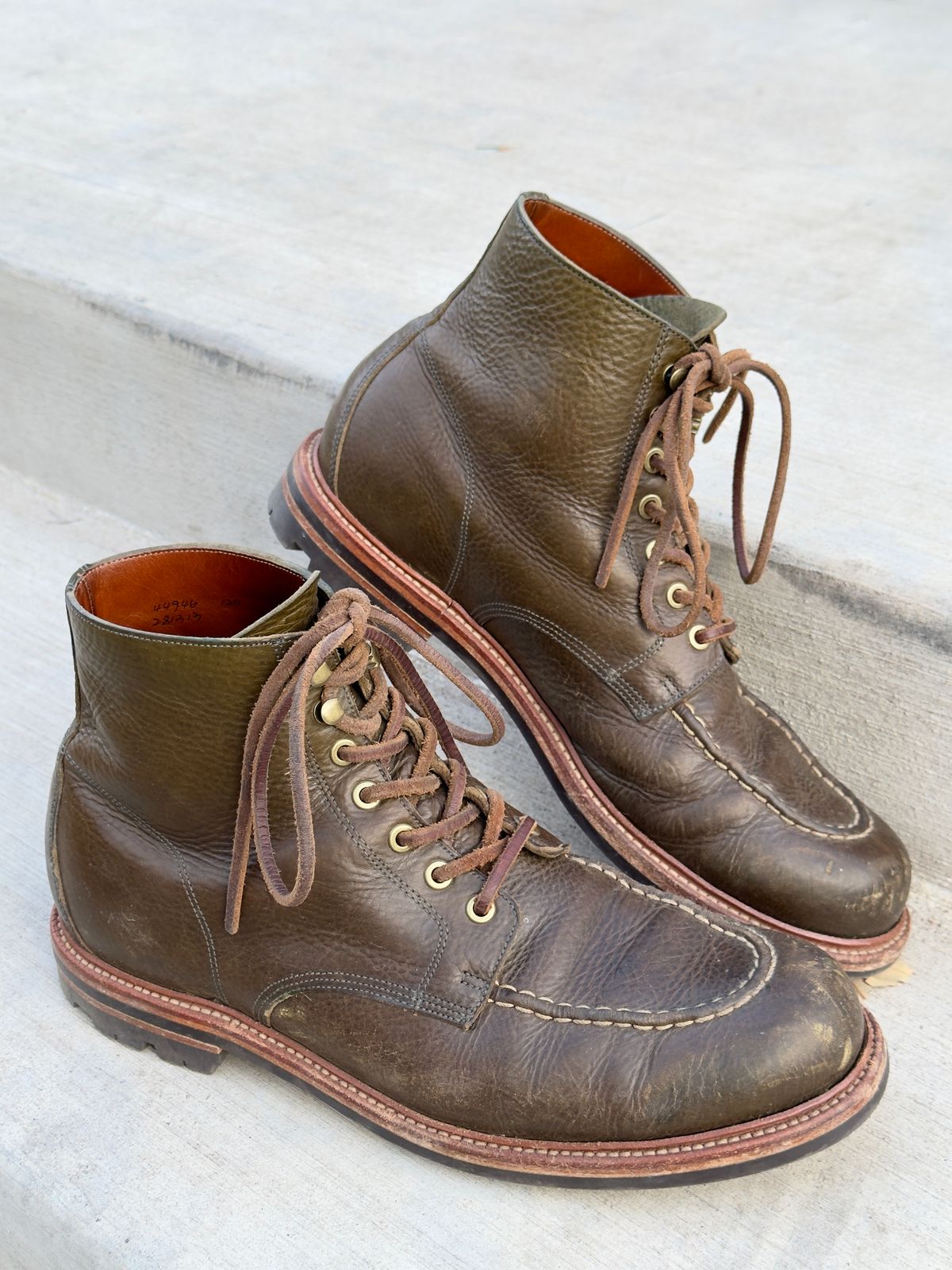 Photo by EarthToneDaddy on February 19, 2026 of the Grant Stone Brass Boot in Badalassi Carlo Oliva Minerva Box.