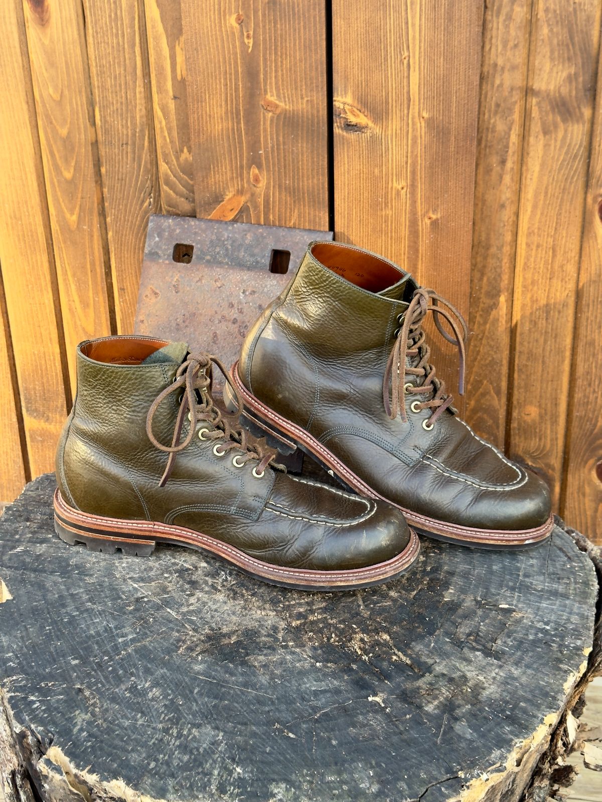 Photo by EarthToneDaddy on March 6, 2026 of the Grant Stone Brass Boot in Badalassi Carlo Oliva Minerva Box.