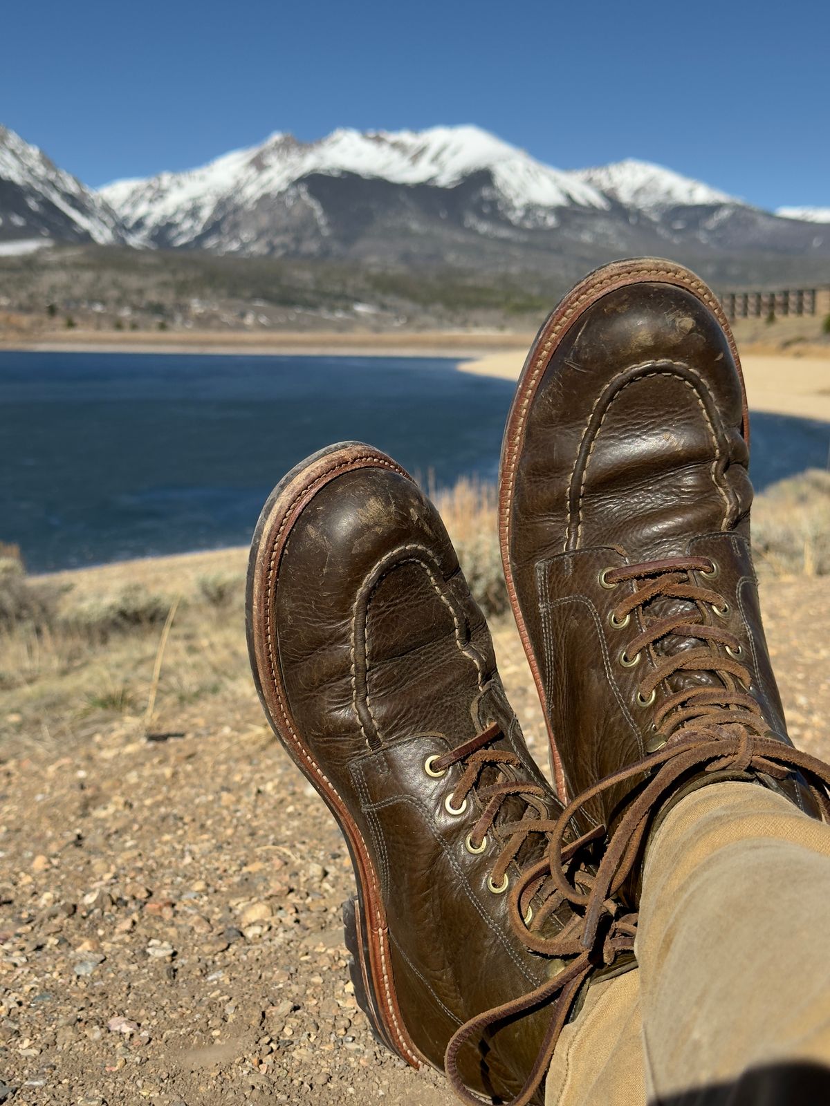Photo by EarthToneDaddy on April 1, 2026 of the Grant Stone Brass Boot in Badalassi Carlo Oliva Minerva Box.