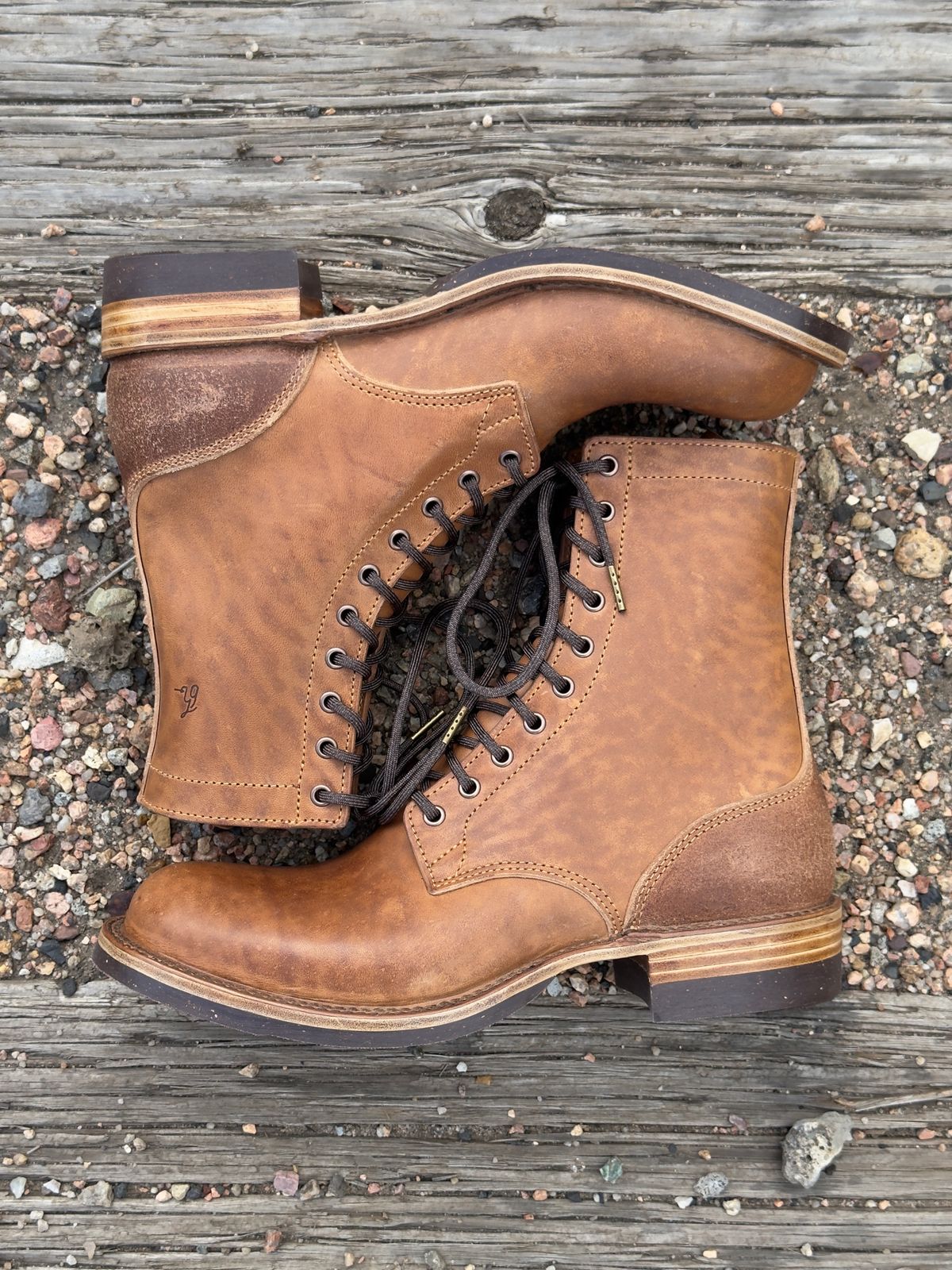 Photo by EarthToneDaddy on October 4, 2025 of the BHHB UpHill Boot in Maryam Toscanello Reverse Horsebutt.