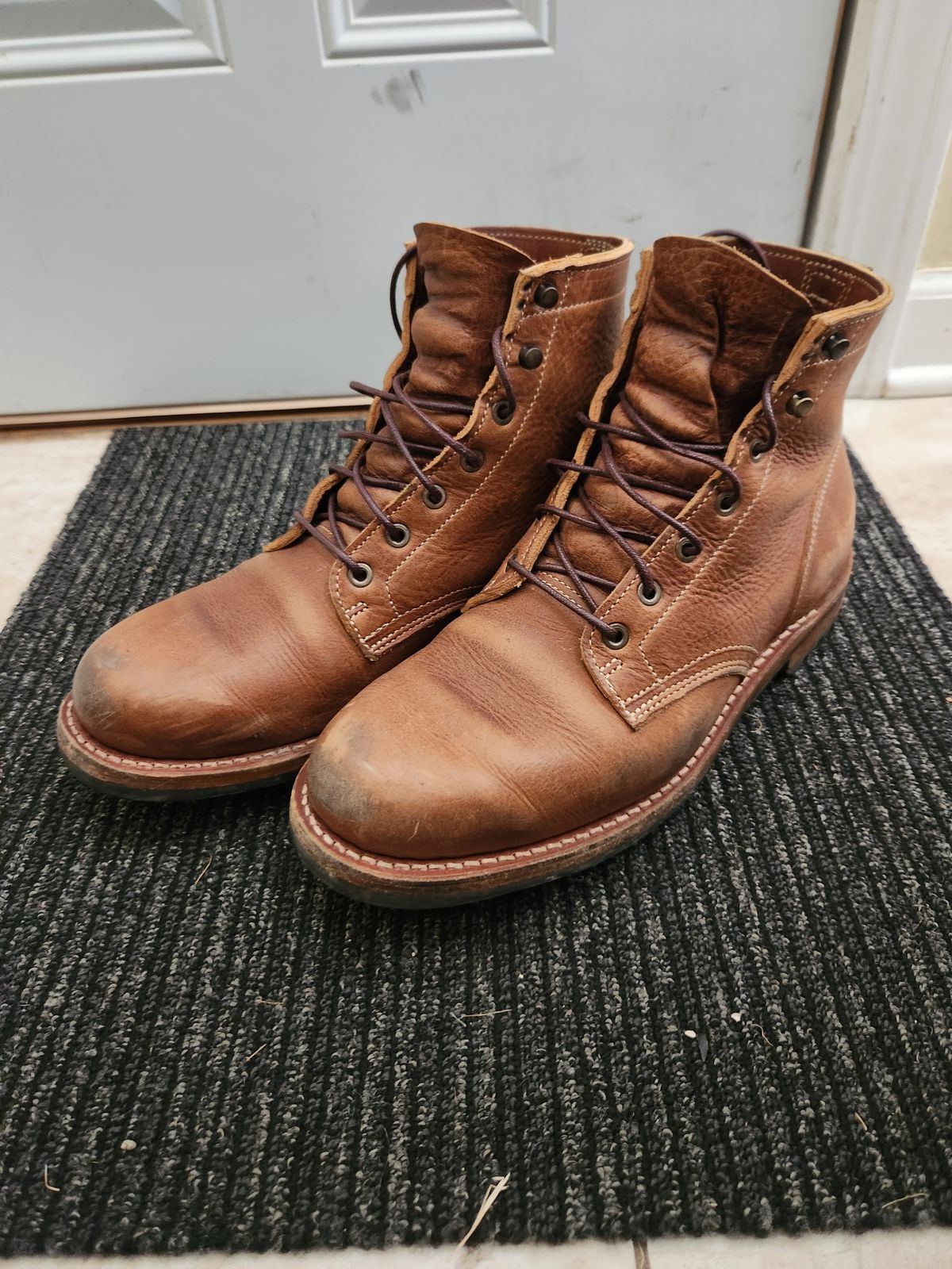 Photo by davidsgarage1972 on January 4, 2026 of the Truman Boot Co. 79 Last in British Tan Grizzly.