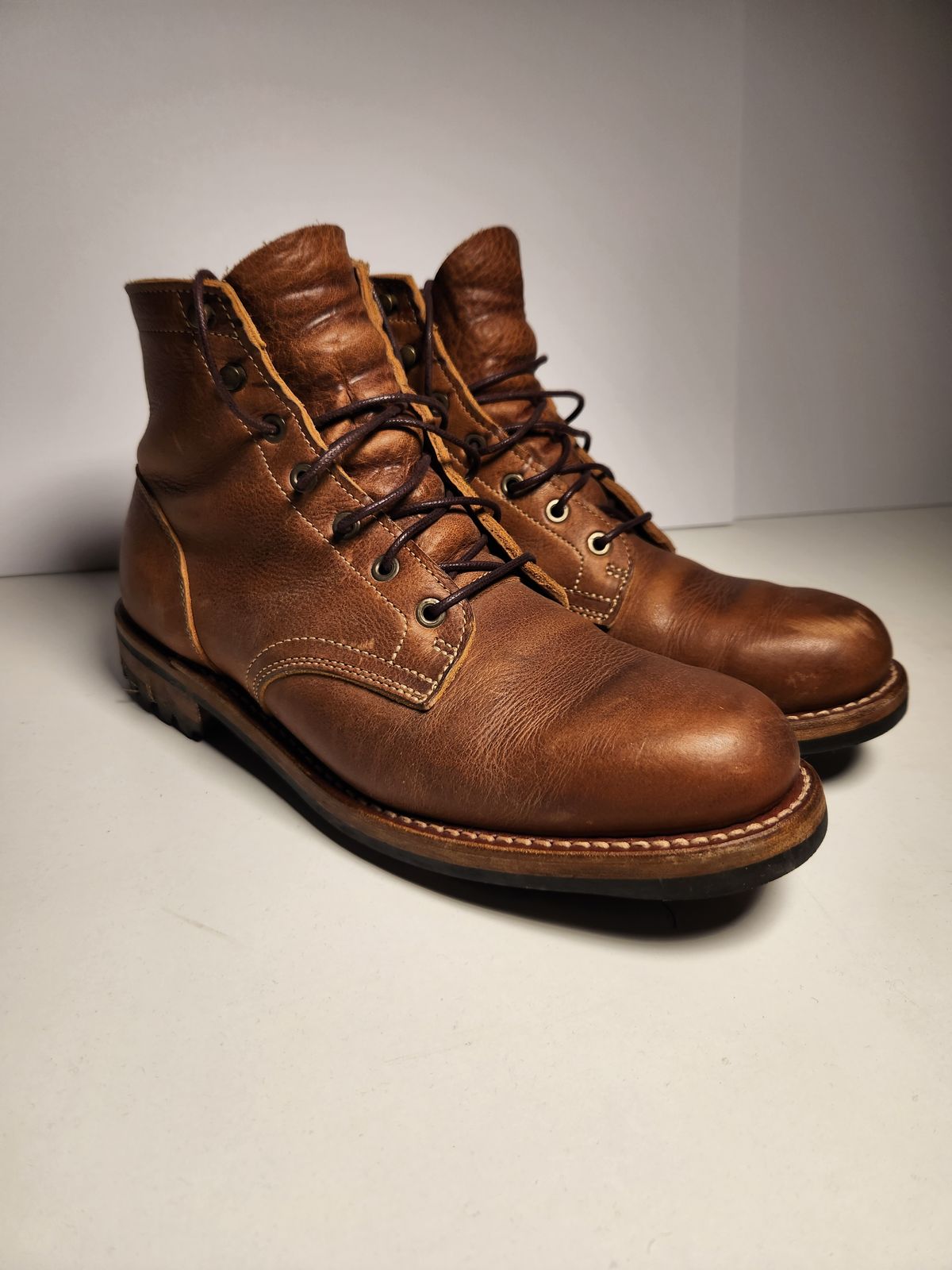 Photo by davidsgarage1972 on April 4, 2026 of the Truman Boot Co. 79 Last in British Tan Grizzly.