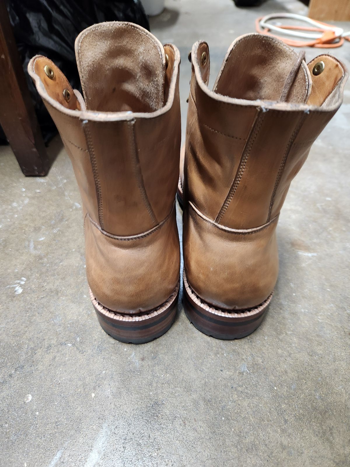 Photo by davidsgarage1972 on December 5, 2025 of the Blkbrd Shoemaker Custom Dixon Boot in Maryam Natural TPR Horsebutt.