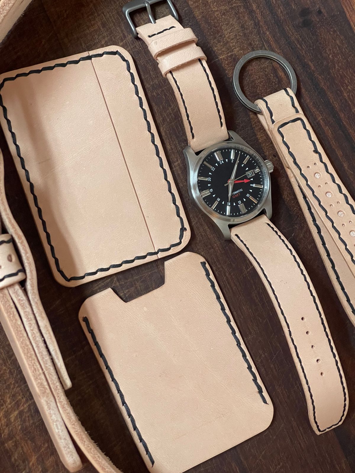 Photo by BeatFeet on October 1, 2025 of the Self-Made Mens Assesory Set in Wickett & Craig American Vachetta.