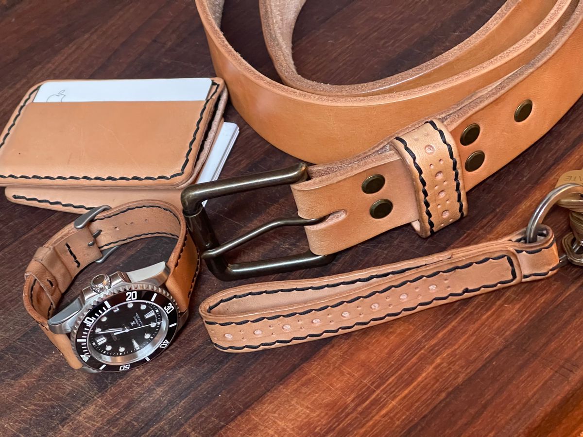 Photo by BeatFeet on January 5, 2026 of the Self-Made Mens Assesory Set in Wickett & Craig American Vachetta.