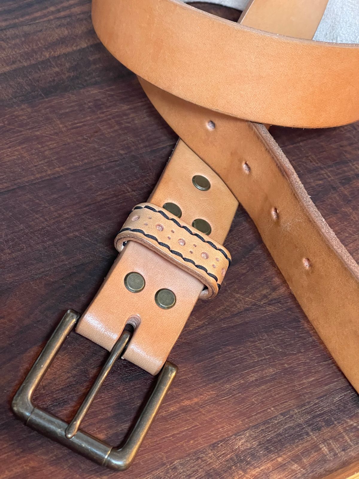 Photo by BeatFeet on March 4, 2026 of the Self-Made Mens Assesory Set in Wickett & Craig American Vachetta.