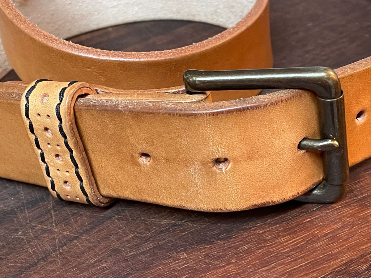 Photo by BeatFeet on April 3, 2026 of the Self-Made Mens Assesory Set in Wickett & Craig American Vachetta.