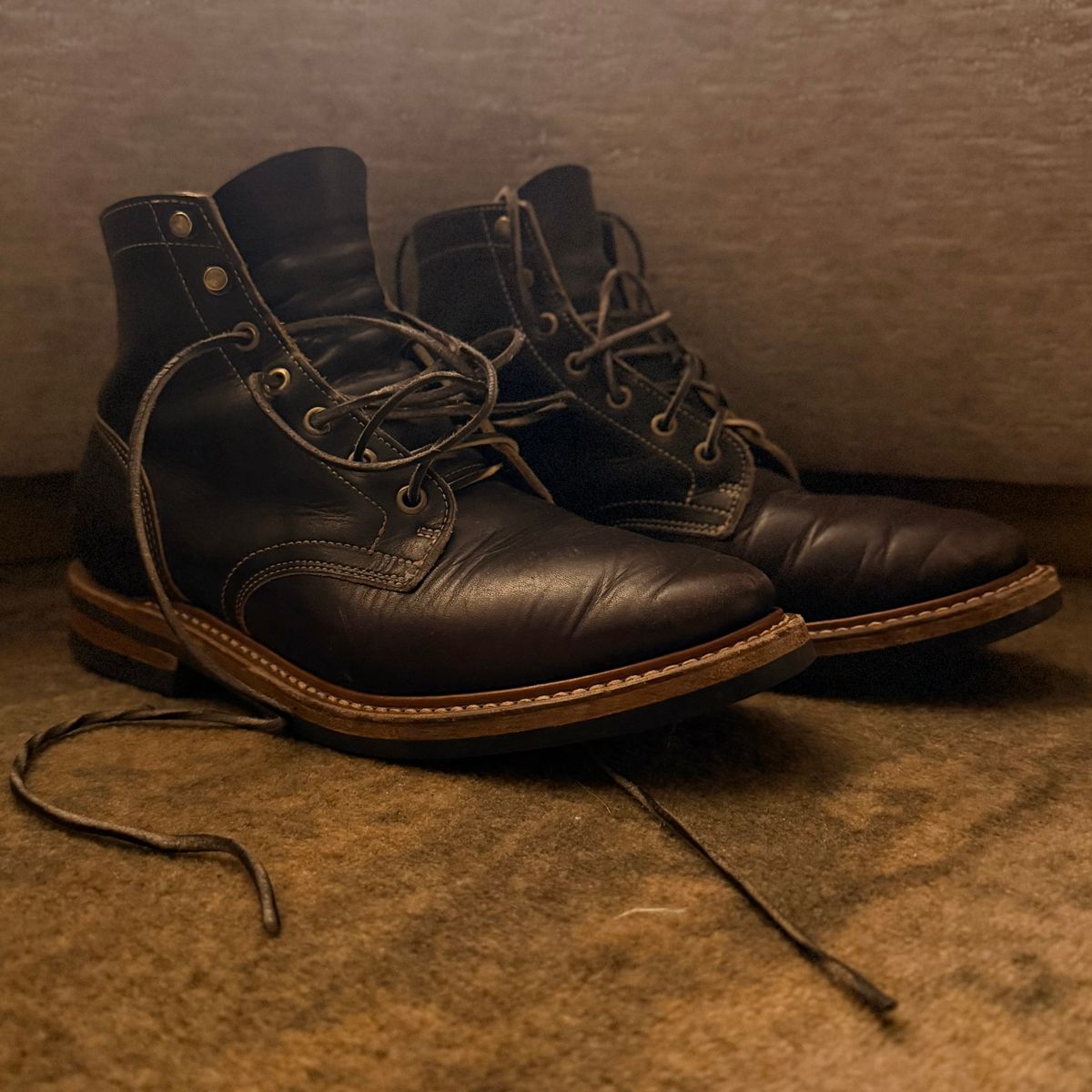 Photo by TheRuggedRounder on December 1, 2025 of the Truman Plain Toe Boot in Black Teacore.