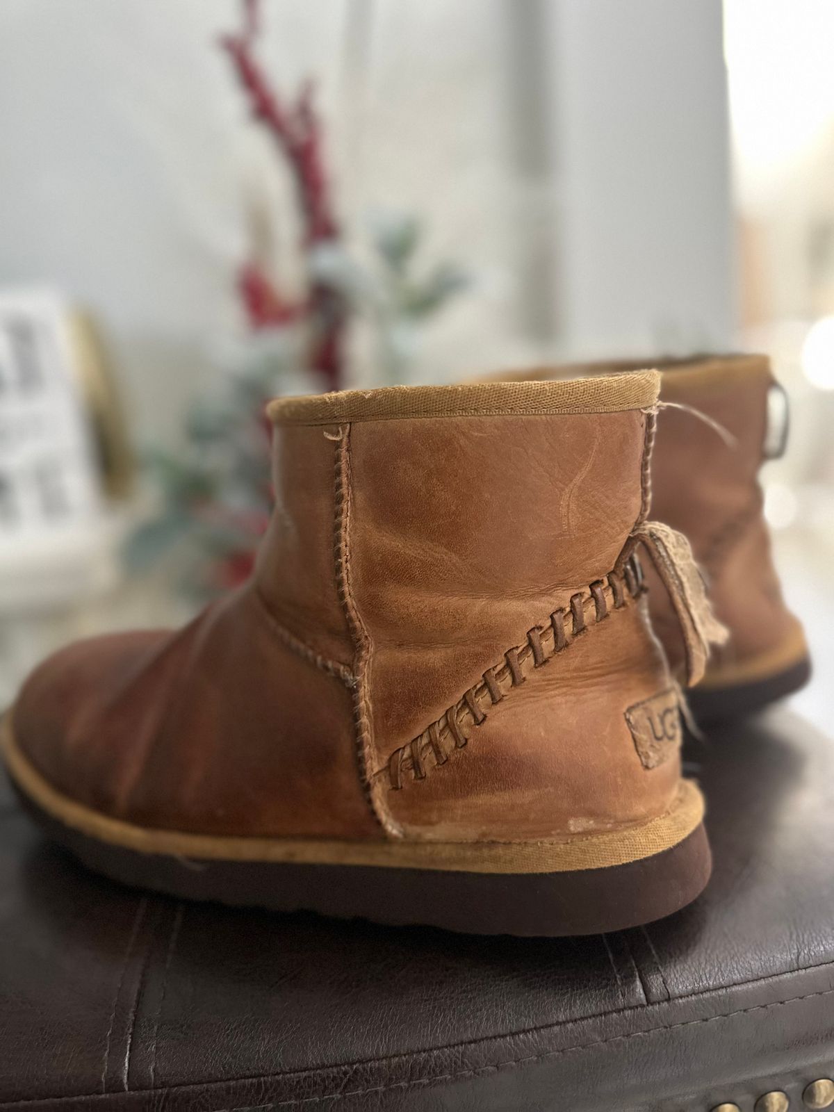 Photo by TheRuggedRounder on September 8, 2025 of the UGG Unknown Model in Unknown Leather.