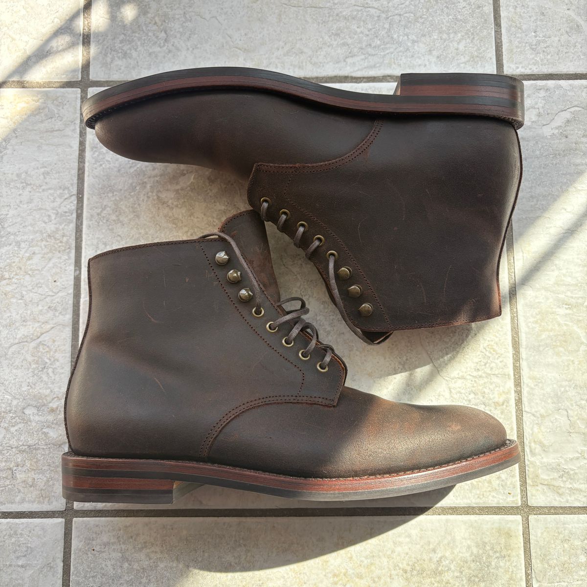 Photo by dfw on March 14, 2025 of the Grant Stone Edward Boot in C.F. Stead Tobacco Waxy Commander Suede.