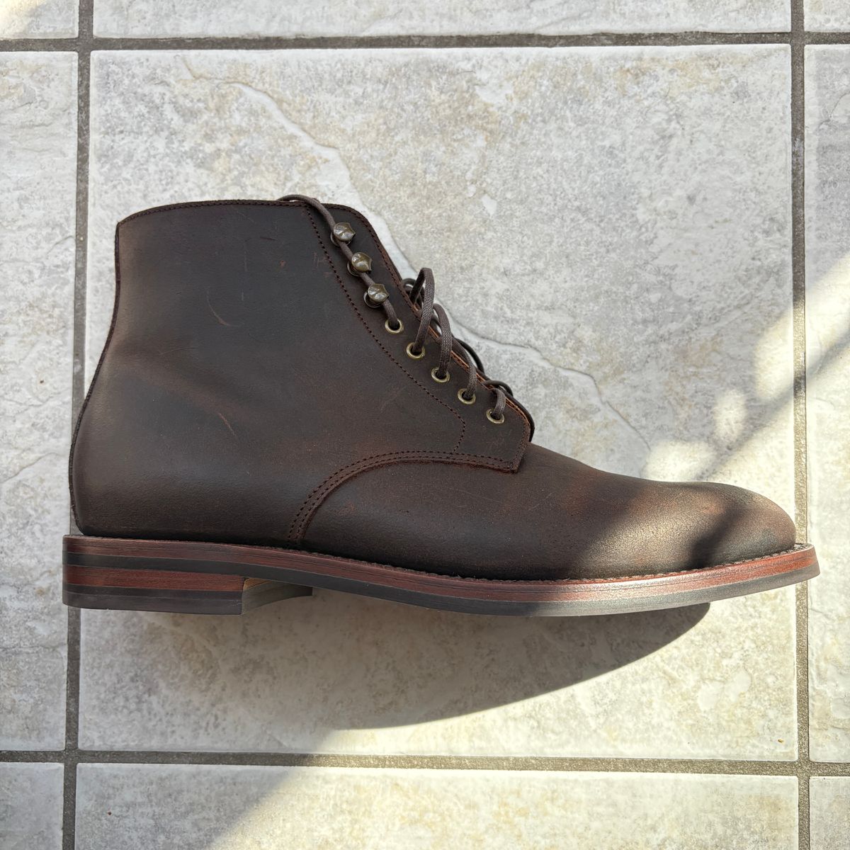 Photo by dfw on March 14, 2025 of the Grant Stone Edward Boot in C.F. Stead Tobacco Waxy Commander Suede.