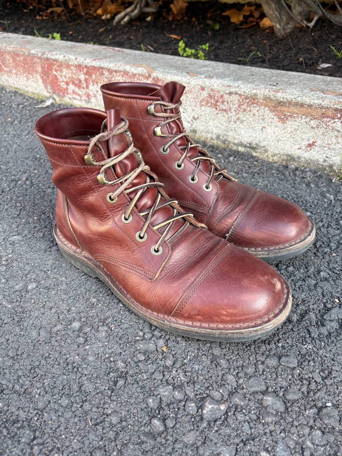 Photo by willwestphotos on December 5, 2025 of the Jim Green 719 Custom in Jim Green / Veg Tan Walnut.