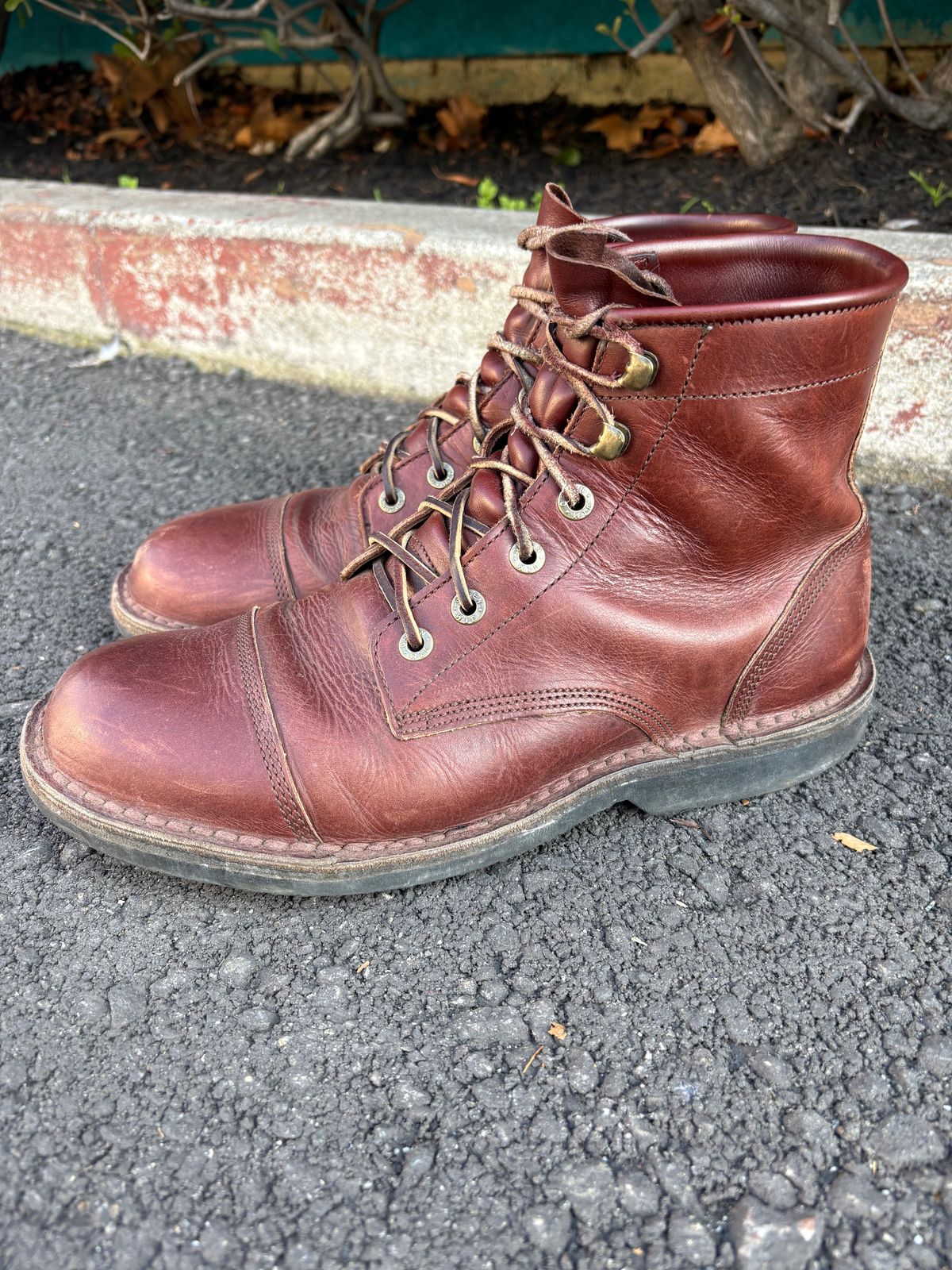 Photo by willwestphotos on December 5, 2025 of the Jim Green 719 Custom in Jim Green / Veg Tan Walnut.