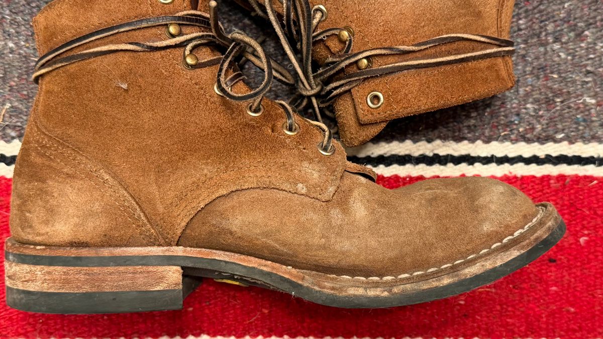 Photo by Rustywrench77 on January 6, 2026 of the Nicks MTO in Seidel 1964 Brown Roughout.