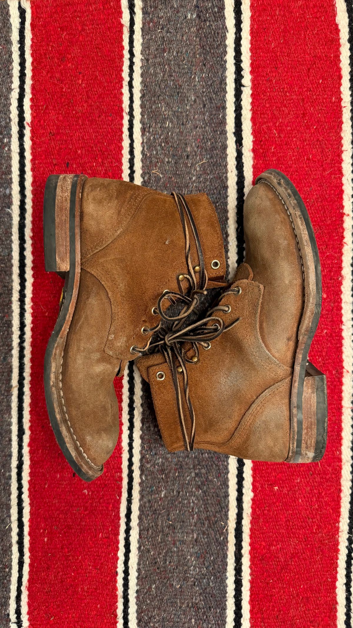 Photo by Rustywrench77 on January 6, 2026 of the Nicks MTO in Seidel 1964 Brown Roughout.