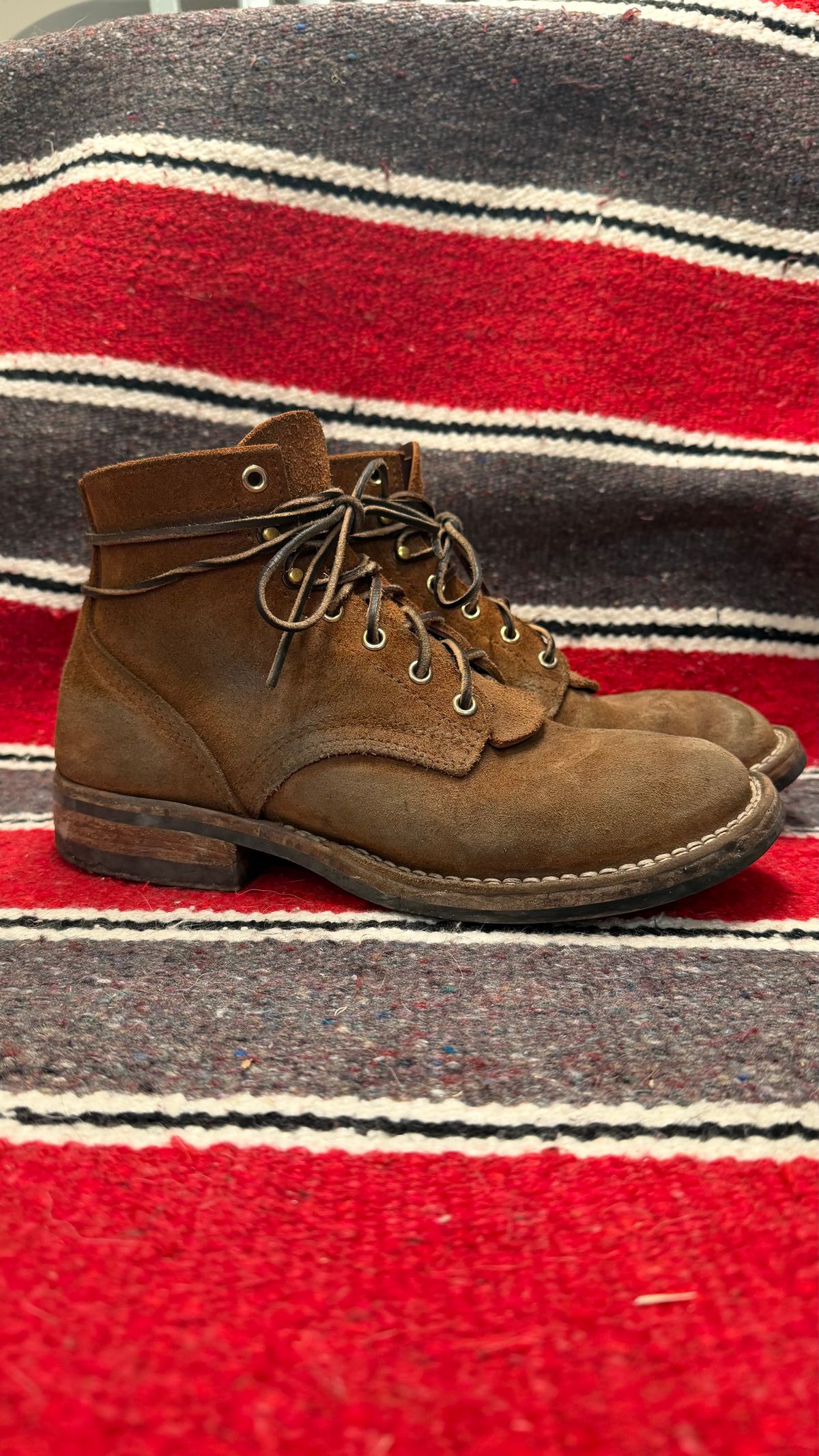 Photo by Rustywrench77 on January 6, 2026 of the Nicks MTO in Seidel 1964 Brown Roughout.