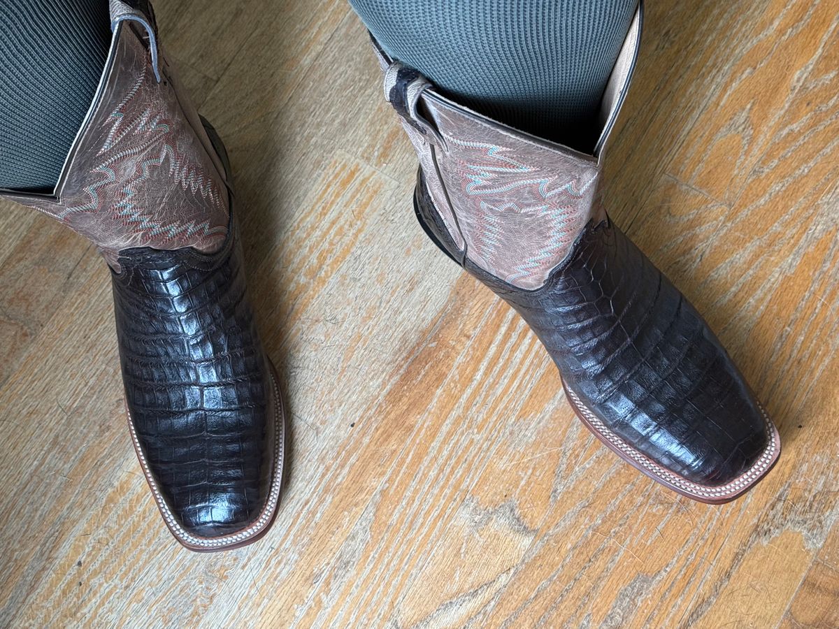 Photo by BigDawg308 on August 28, 2025 of the Lucchese Cowboy Boots in Lucchese / Chocolate Caiman Belly & Lucchese / Goat.