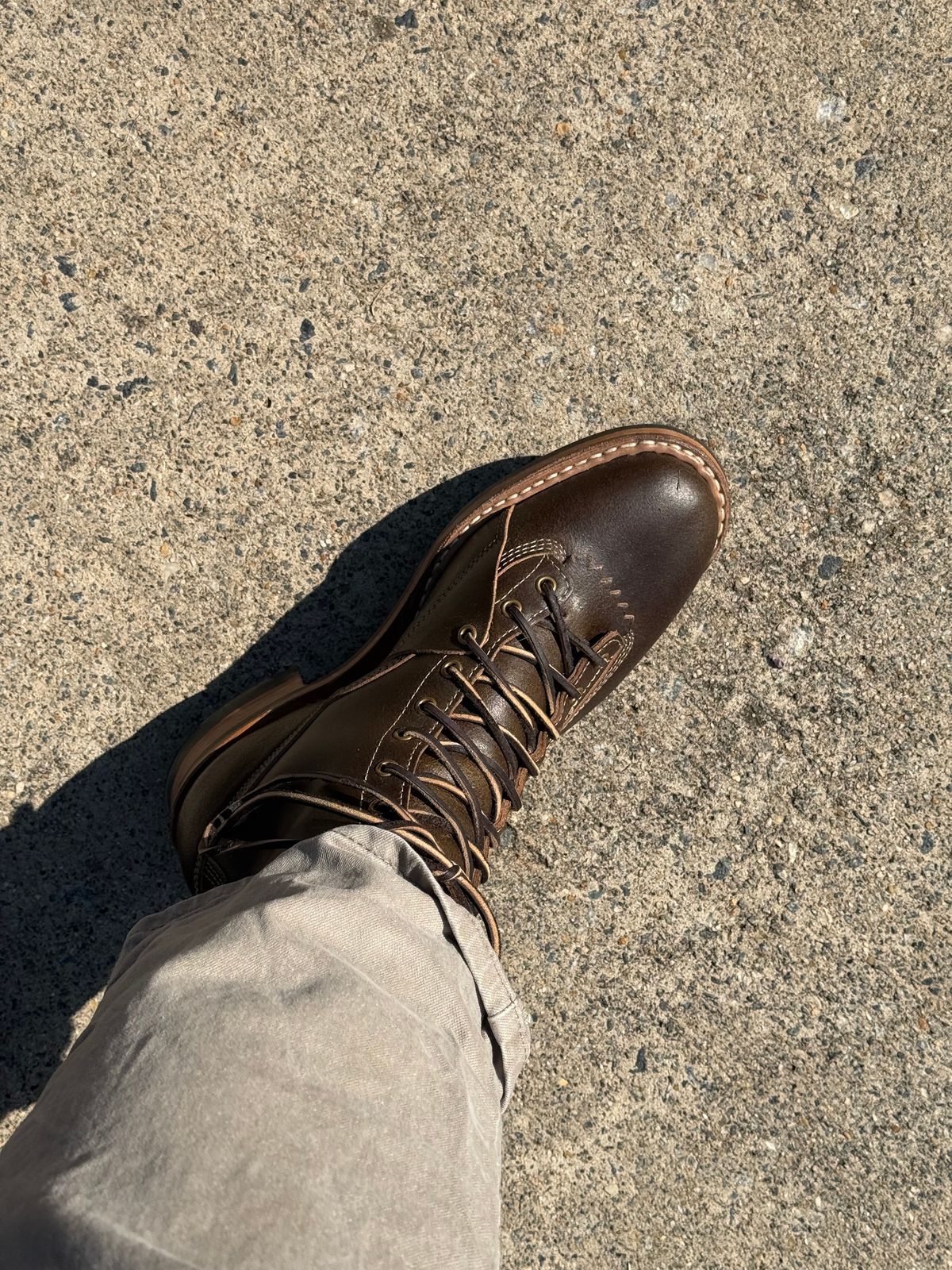Photo by BigDawg308 on September 15, 2025 of the White's x Division Road LTT Lineman 350 in Horween Olive Waxed Flesh.
