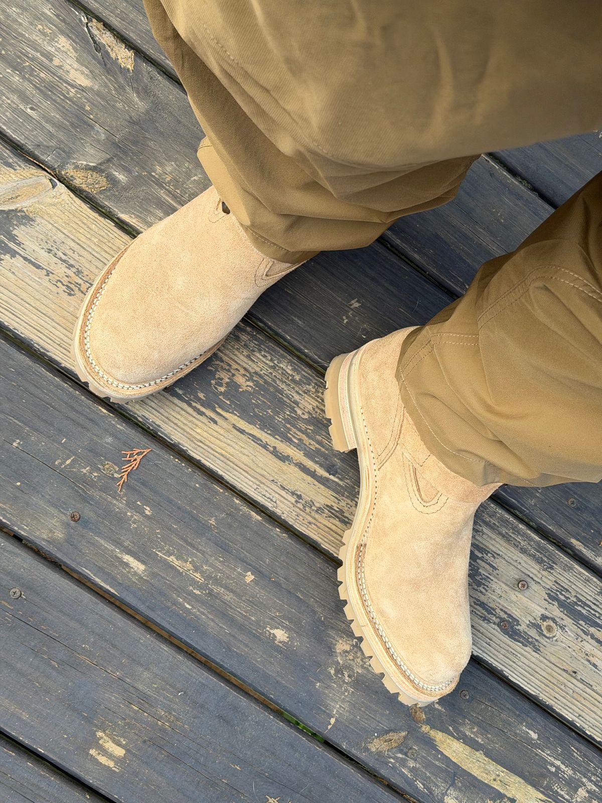 Photo by BigDawg308 on November 8, 2025 of the Wesco x Iron Shop Provisions Boss in Seidel Burlap Roughout.