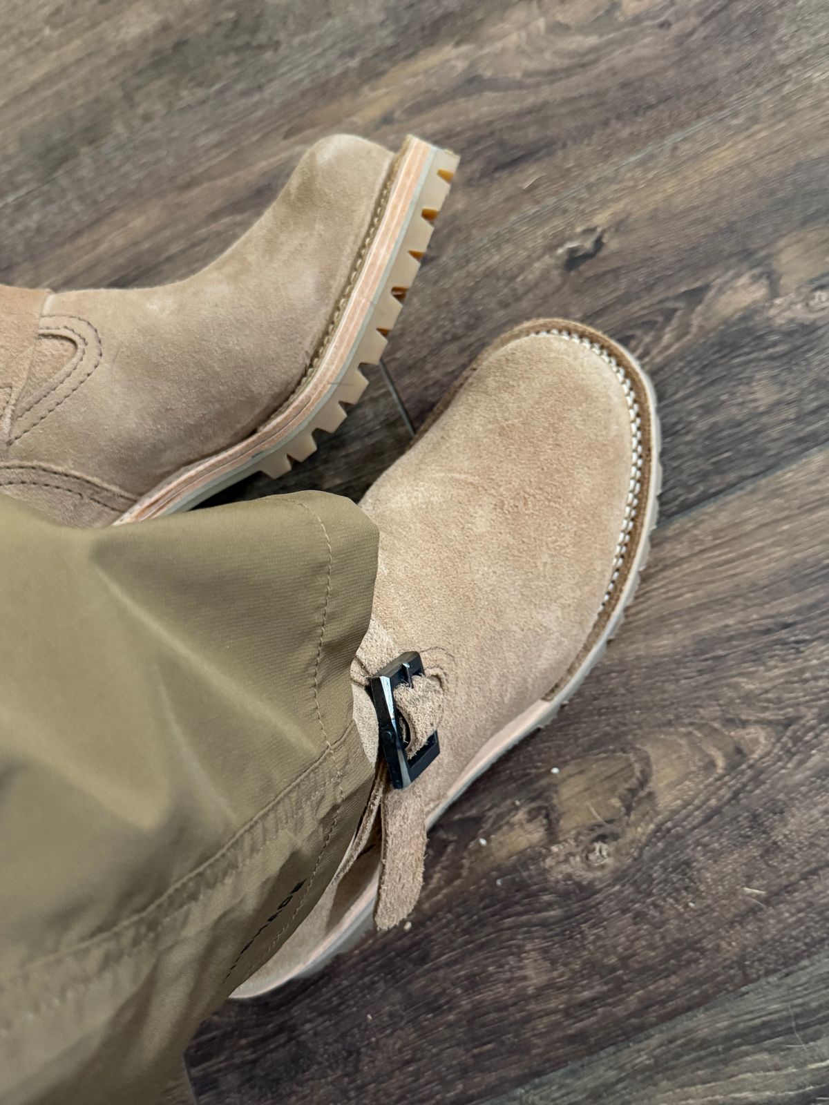 Photo by BigDawg308 on November 8, 2025 of the Wesco x Iron Shop Provisions Boss in Seidel Burlap Roughout.