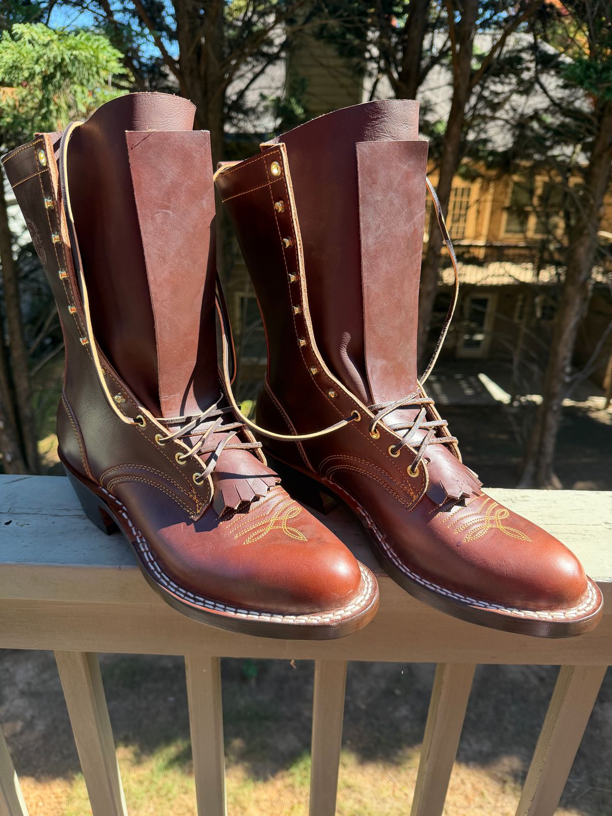 Photo by BigDawg308 on October 16, 2025 of the Frank's Boots Frontier Packer in Horween Timber Chromexcel.