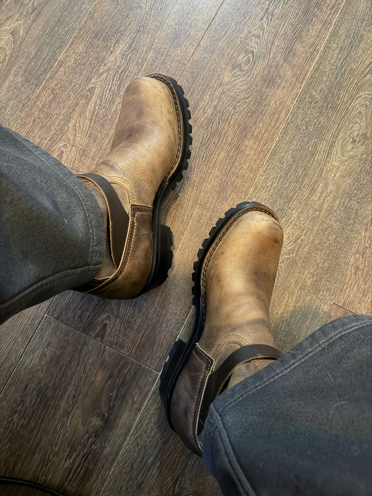 Photo by BigDawg308 on November 30, 2025 of the Nicks Pullman in Horween Predator Natural.