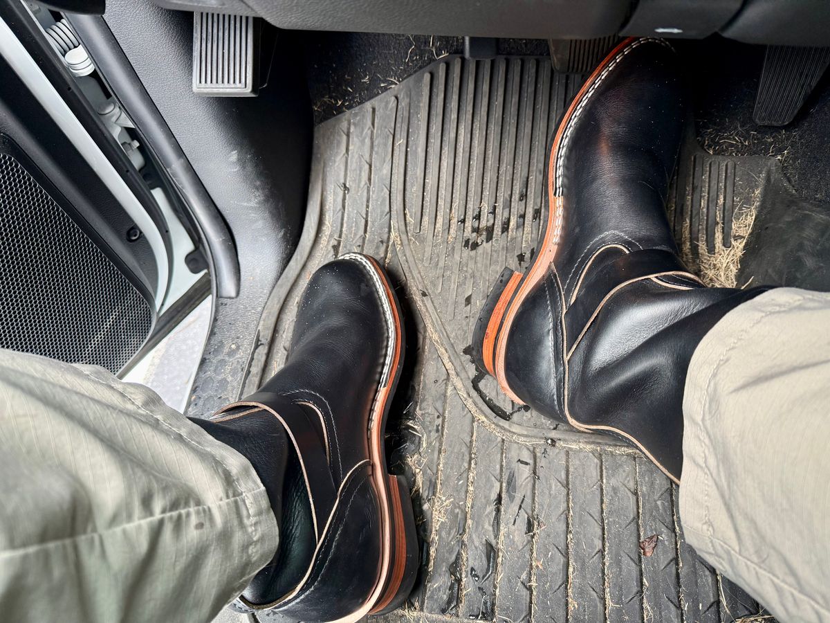 Photo by BigDawg308 on May 12, 2025 of the Nicks Brakeman (Guilty Party Atl Collab) in Horween Black Chromexcel.