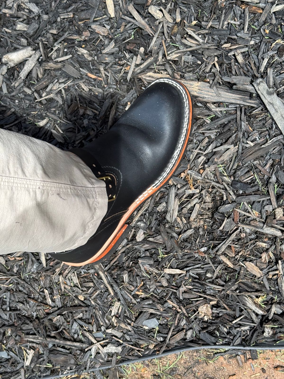Photo by BigDawg308 on May 12, 2025 of the Nicks Brakeman (Guilty Party Atl Collab) in Horween Black Chromexcel.