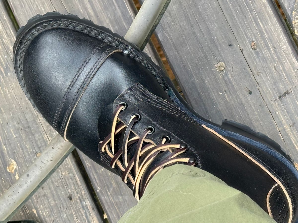 Photo by BigDawg308 on March 4, 2025 of the Nicks MTO in Horween Black Waxed Flesh.