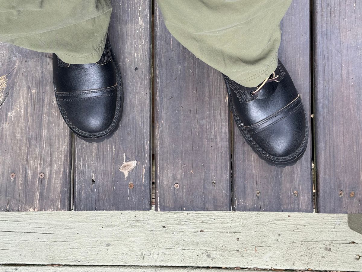 Photo by BigDawg308 on March 4, 2025 of the Nicks MTO in Horween Black Waxed Flesh.