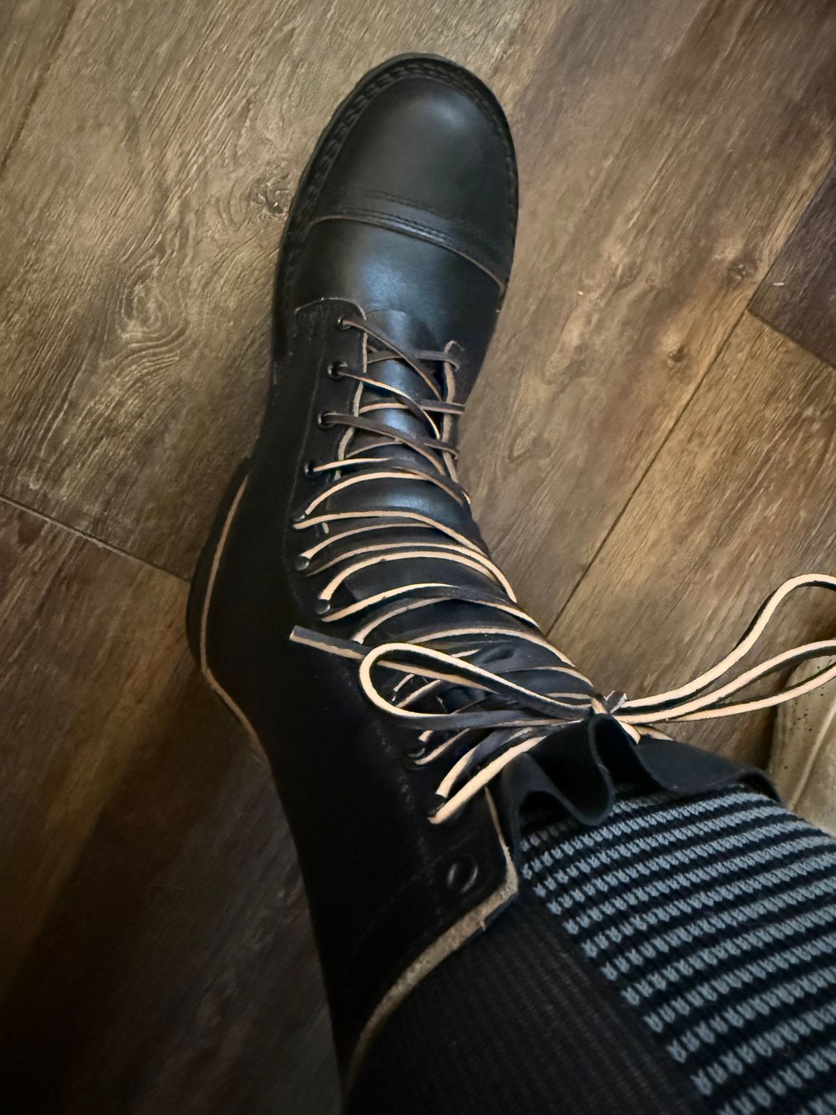 Photo by BigDawg308 on March 4, 2025 of the Nicks MTO in Horween Black Waxed Flesh.