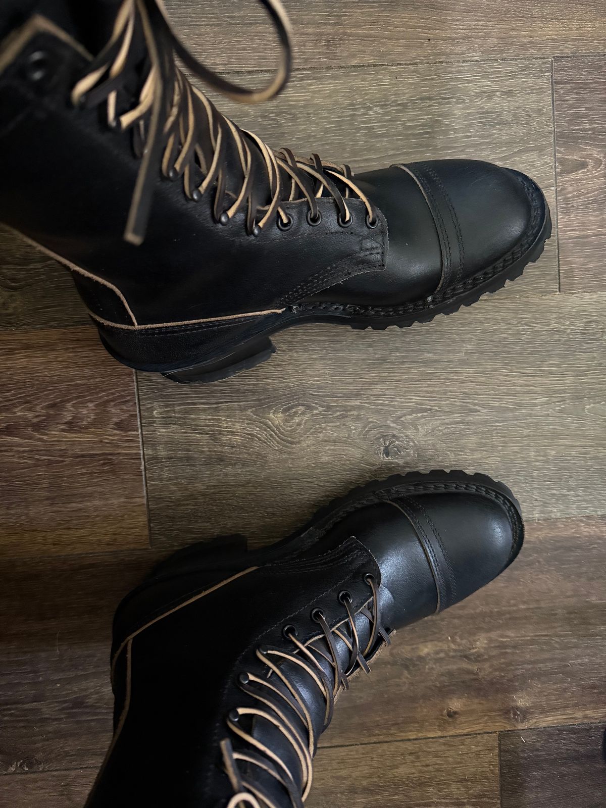 Photo by BigDawg308 on March 4, 2025 of the Nicks MTO in Horween Black Waxed Flesh.