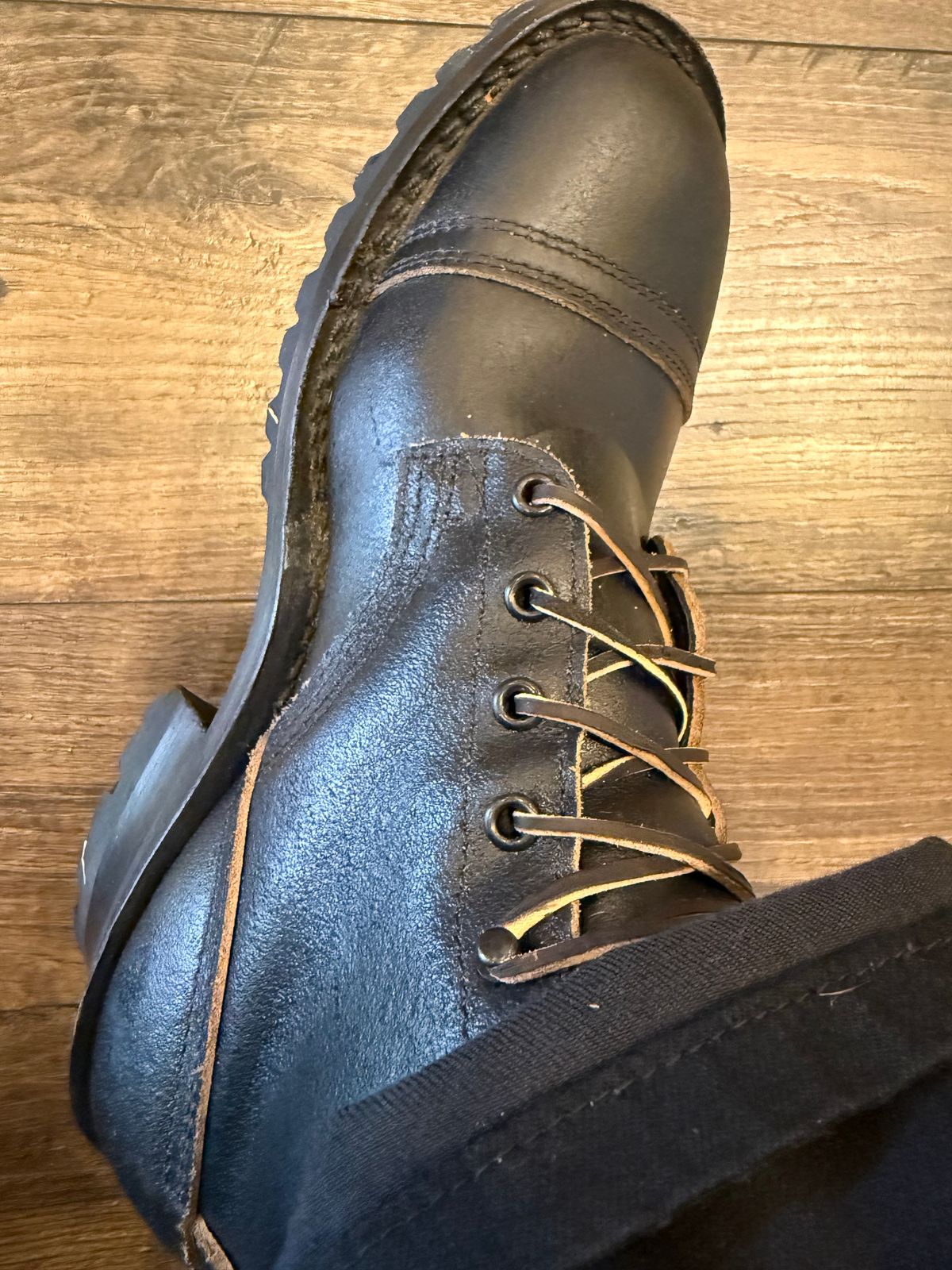Photo by BigDawg308 on March 5, 2025 of the Nicks MTO in Horween Black Waxed Flesh.
