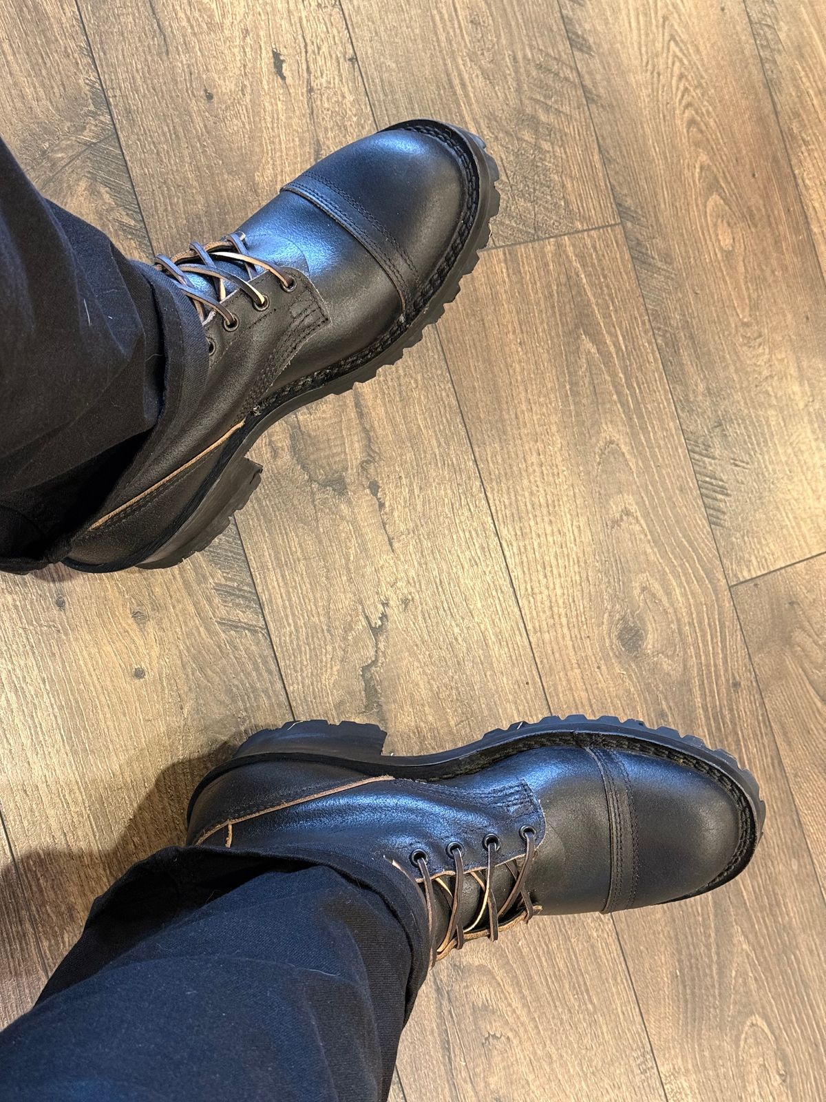 Photo by BigDawg308 on March 5, 2025 of the Nicks MTO in Horween Black Waxed Flesh.