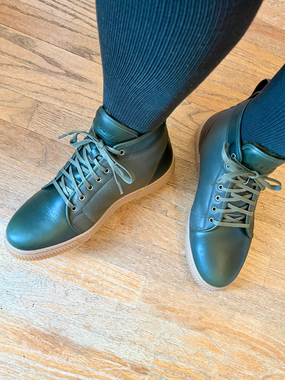 Photo by BigDawg308 on December 5, 2025 of the Goral x Rose Anvil Muggs in Horween Forest Green Chromexcel.