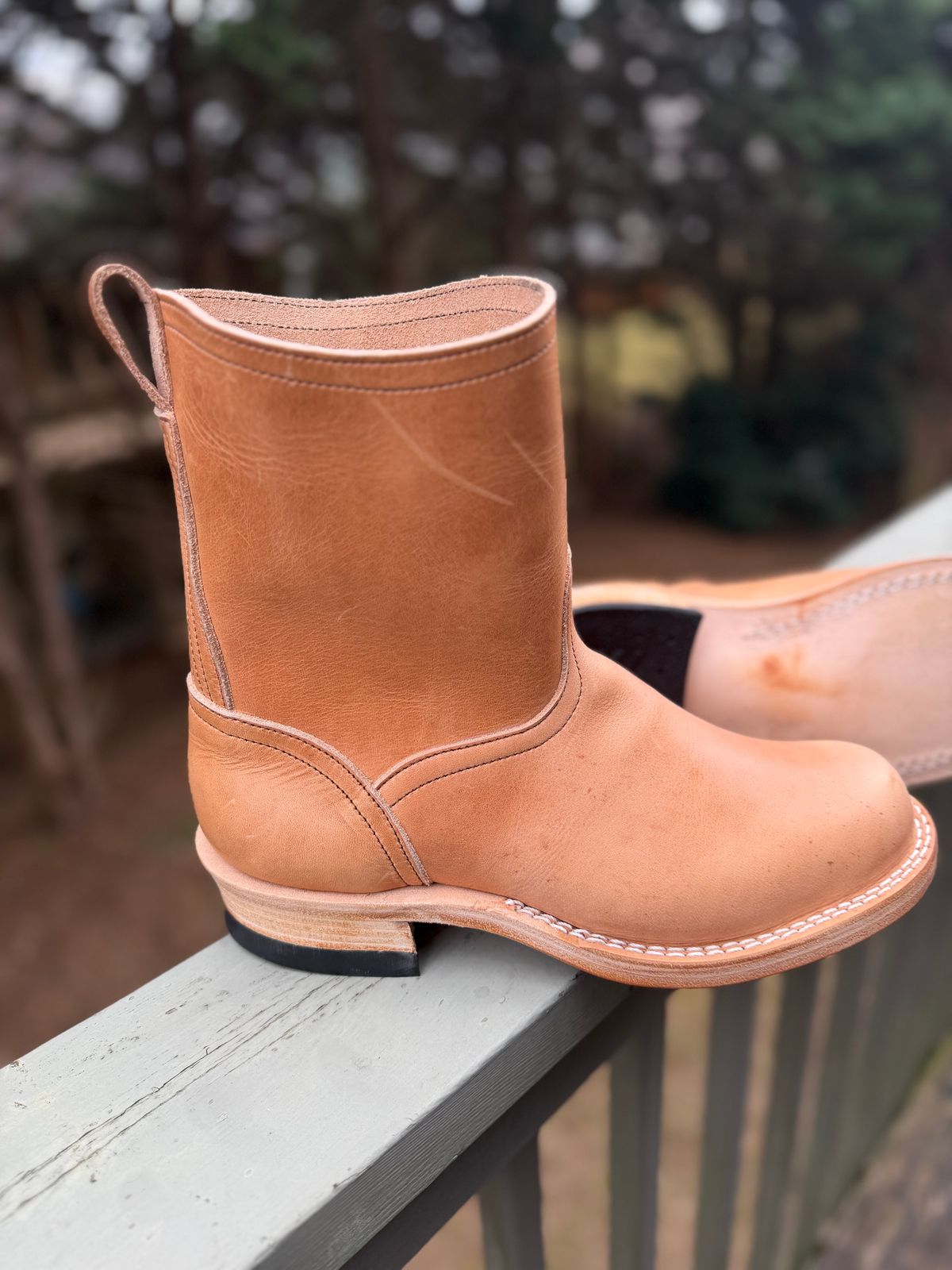 Photo by BigDawg308 on December 8, 2025 of the Nicks Doc Wellington in Horween Light Natural Dublin.