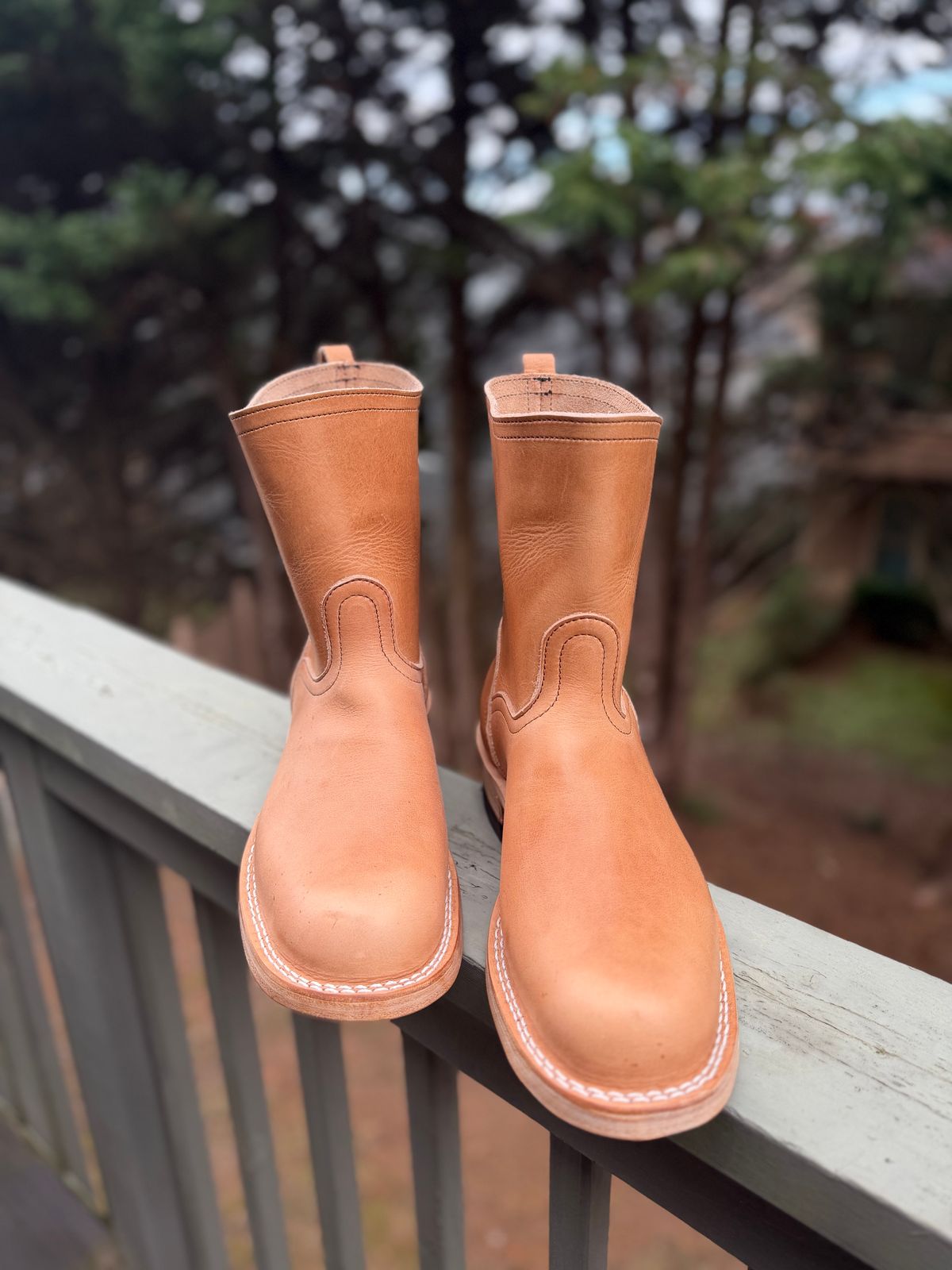 Photo by BigDawg308 on December 8, 2025 of the Nicks Doc Wellington in Horween Light Natural Dublin.