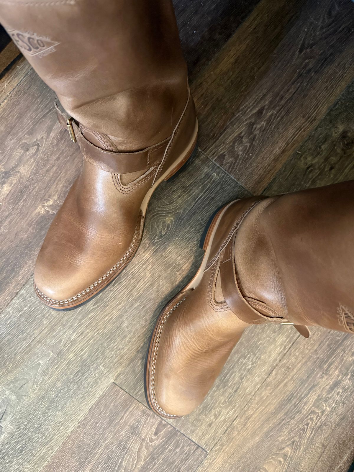 Photo by BigDawg308 on June 11, 2025 of the Wesco Mister Lou in Horween Natural Chromexcel.