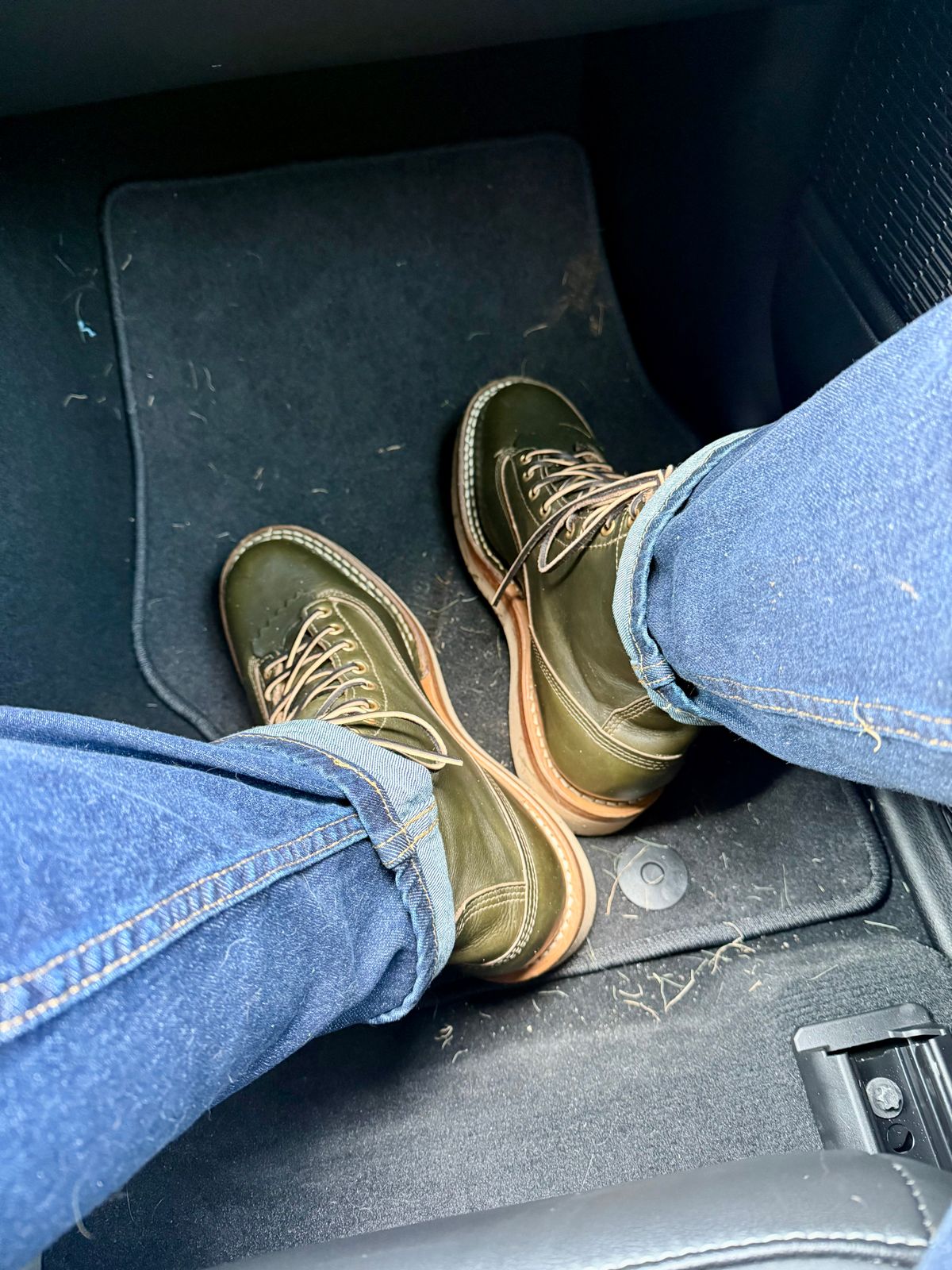 Photo by BigDawg308 on June 4, 2025 of the White's C350LTT-CS in Horween Greener Pastures Dublin.