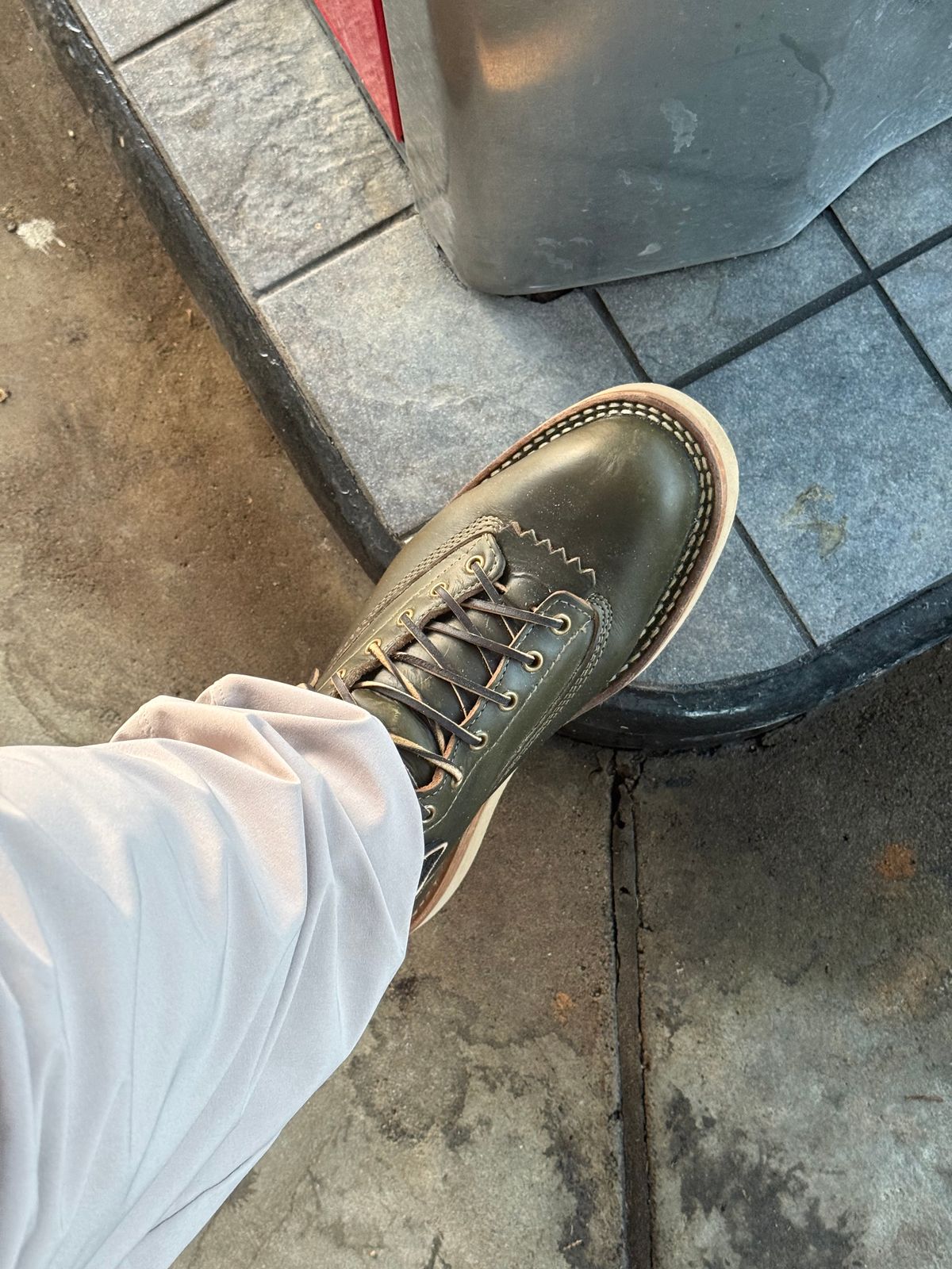 Photo by BigDawg308 on September 19, 2025 of the White's C350LTT-CS in Horween Greener Pastures Dublin.