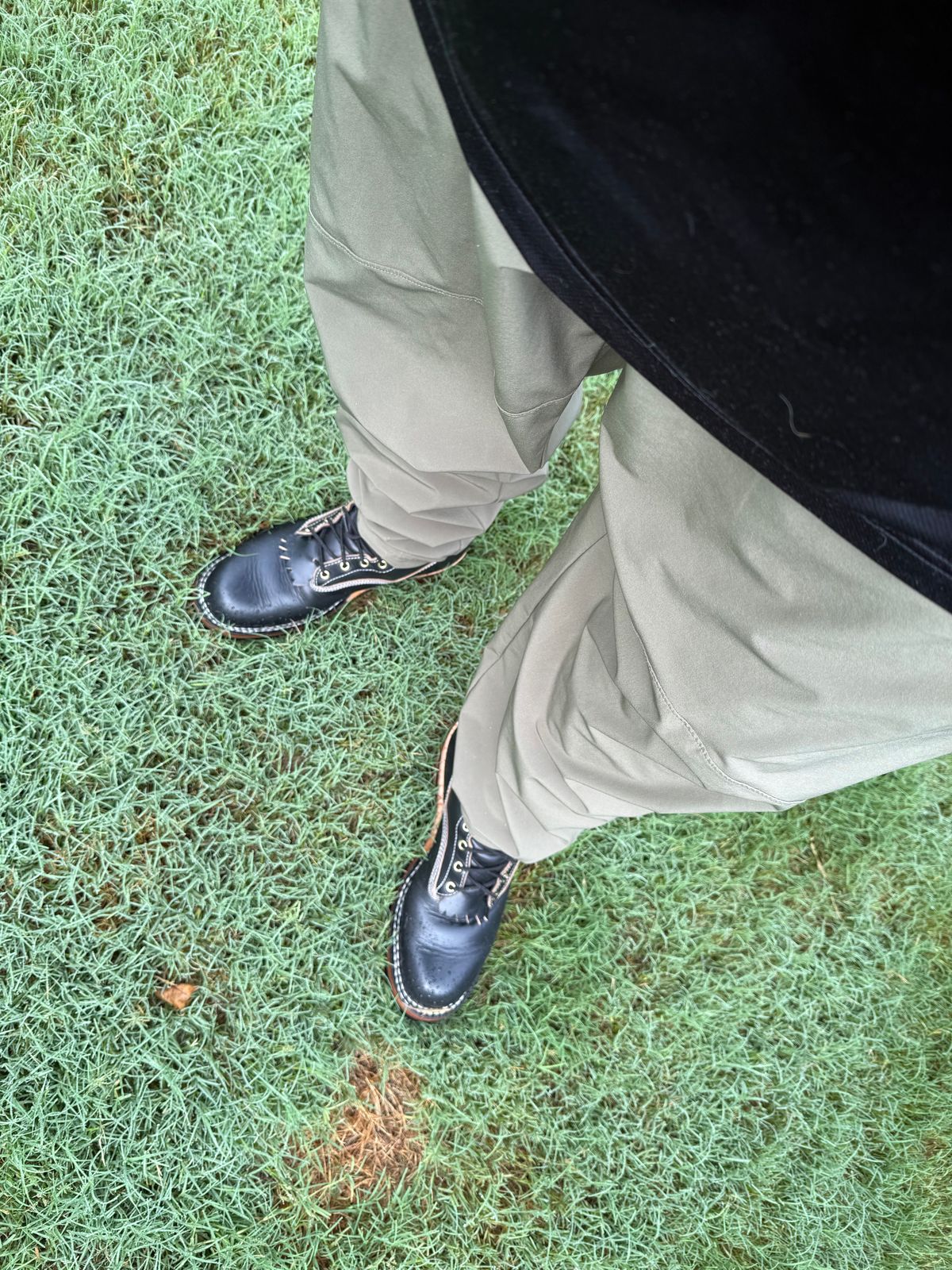 Photo by BigDawg308 on June 27, 2025 of the Frank's Boots Wilson in Horween Black Chromexcel.
