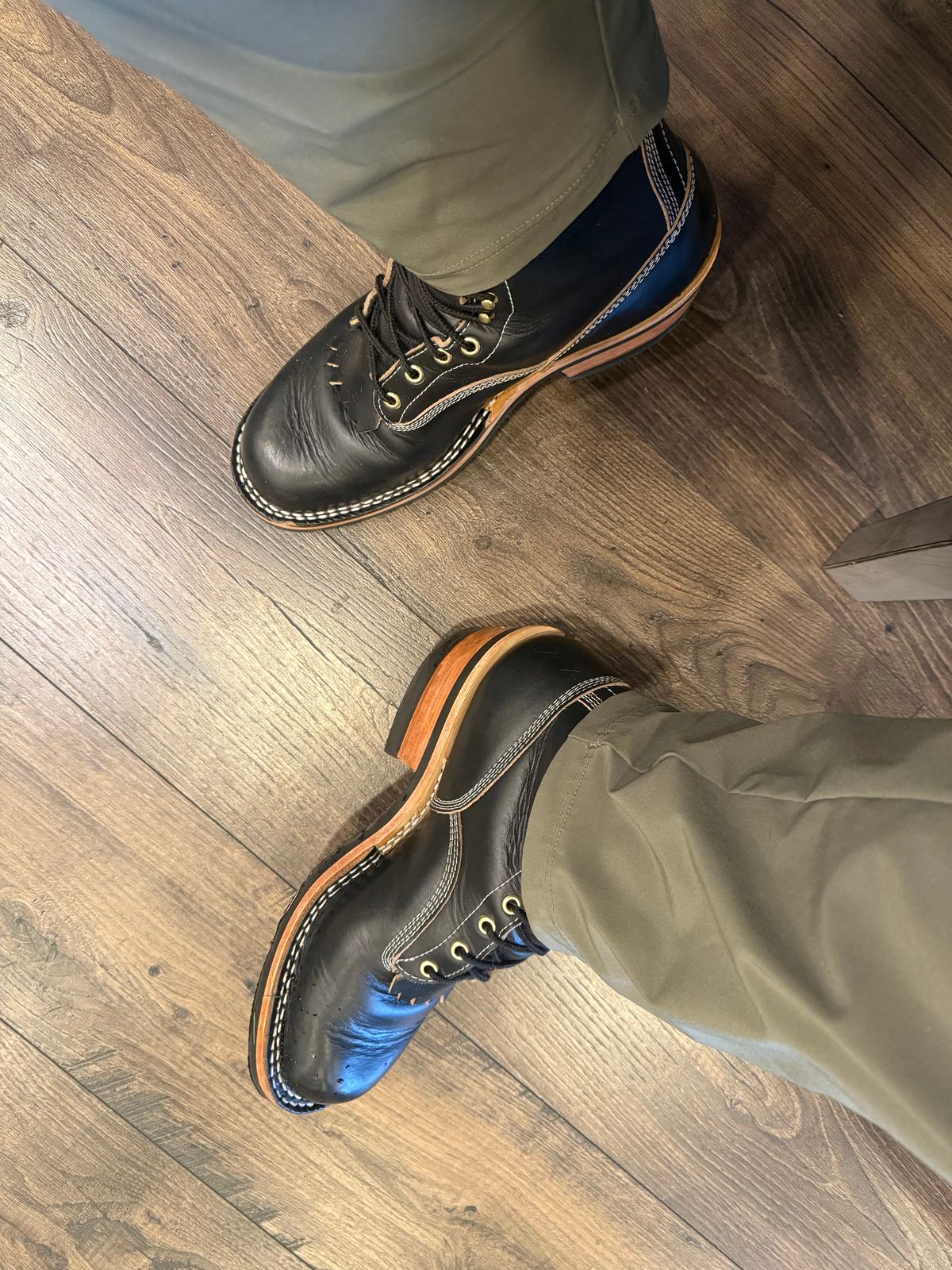 Photo by BigDawg308 on June 27, 2025 of the Frank's Boots Wilson in Horween Black Chromexcel.