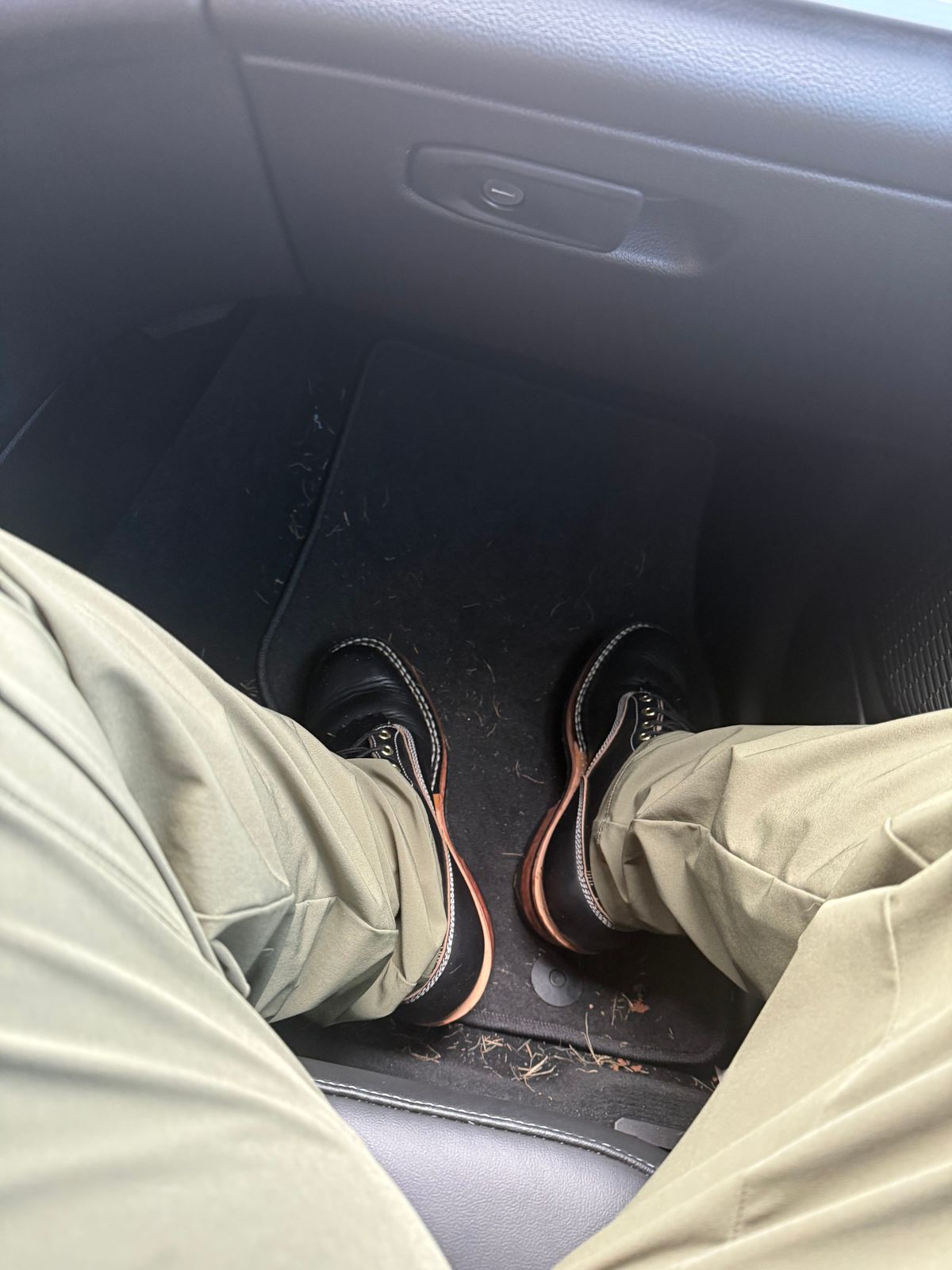 Photo by BigDawg308 on June 27, 2025 of the Frank's Boots Wilson in Horween Black Chromexcel.