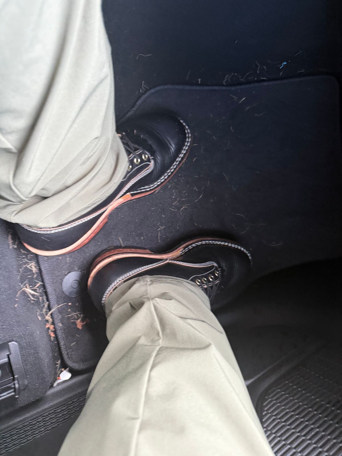 Photo by BigDawg308 on June 27, 2025 of the Frank's Boots Wilson in Horween Black Chromexcel.