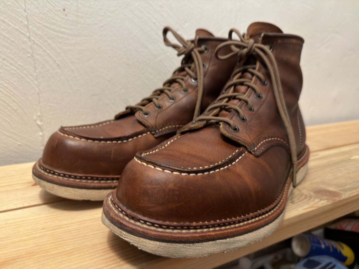 Photo by Kismetatron on October 28, 2025 of the Red Wing 6-Inch Classic Moc in S.B. Foot Copper Rough and Tough.